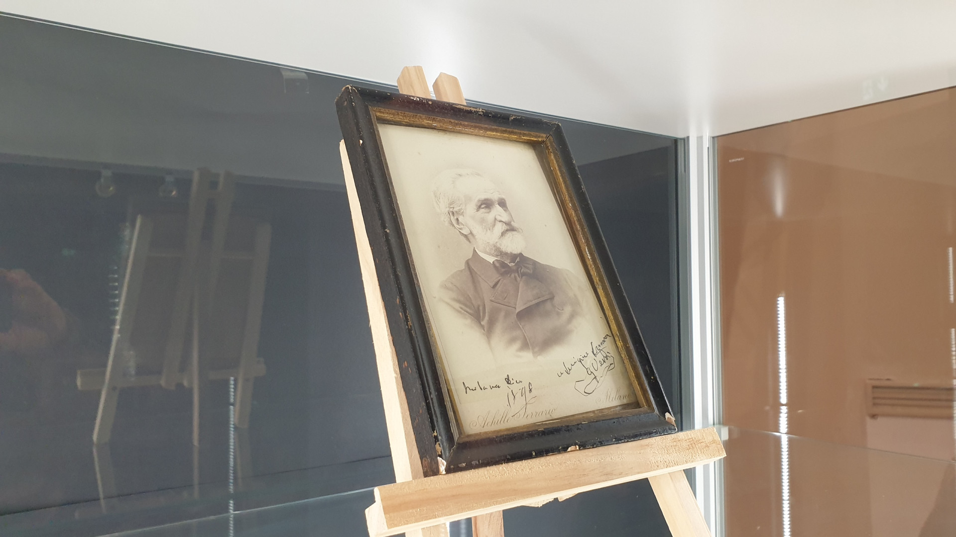 Foto autografata di Verdi donata al Conservatorio in memoria di Angiolo Tarocchi