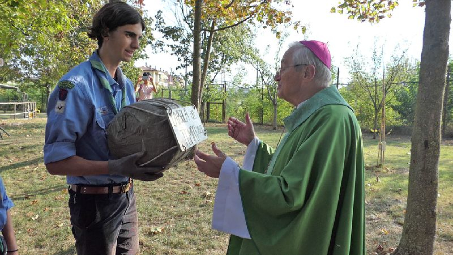 Castel San Giovanni: per i 60 anni scout sotterrano una "capsula del tempo"