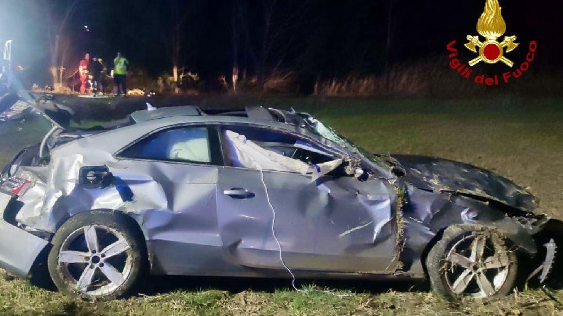 Incidente mortale a Baselica Duce: 38enne sbalza dall'auto e viene trovato senza vita