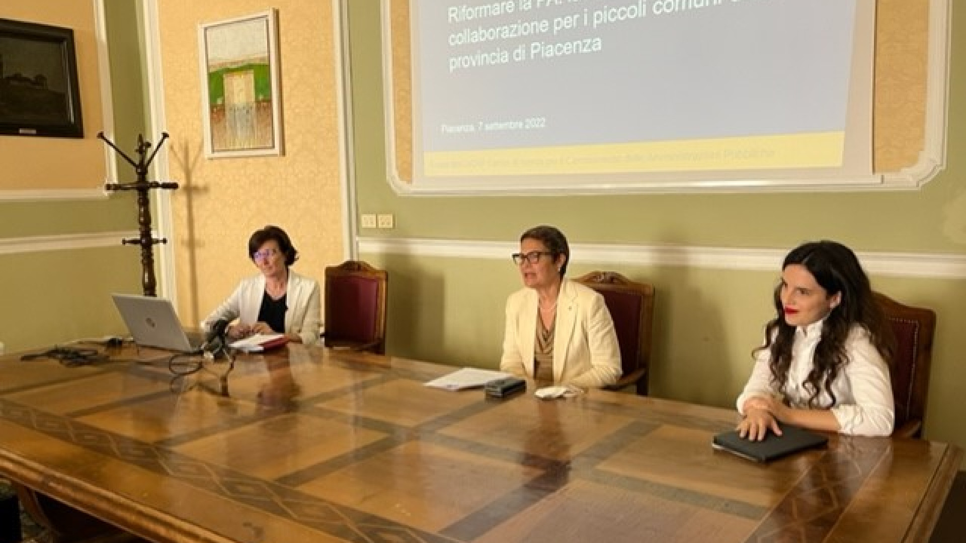 I piccoli comuni e la Prefettura fanno rete. "Supporto e più servizi"