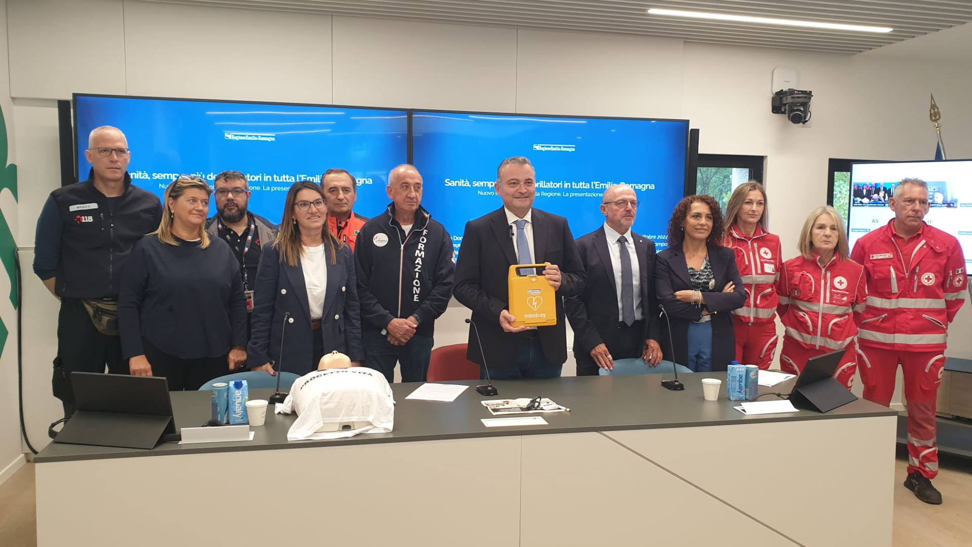 Defibrillatori, 98mila euro a Piacenza: obiettivo 10mila Dae in regione entro il 2024
