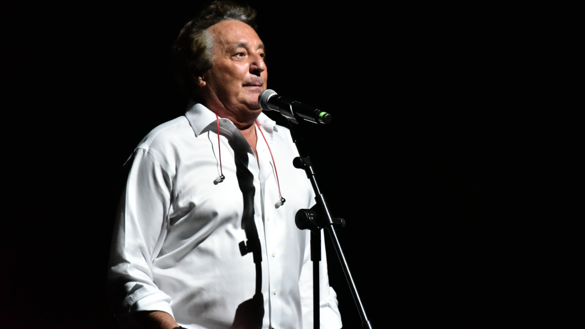 A Larzano di Rivergaro va in scena l'Enzo Iacchetti show