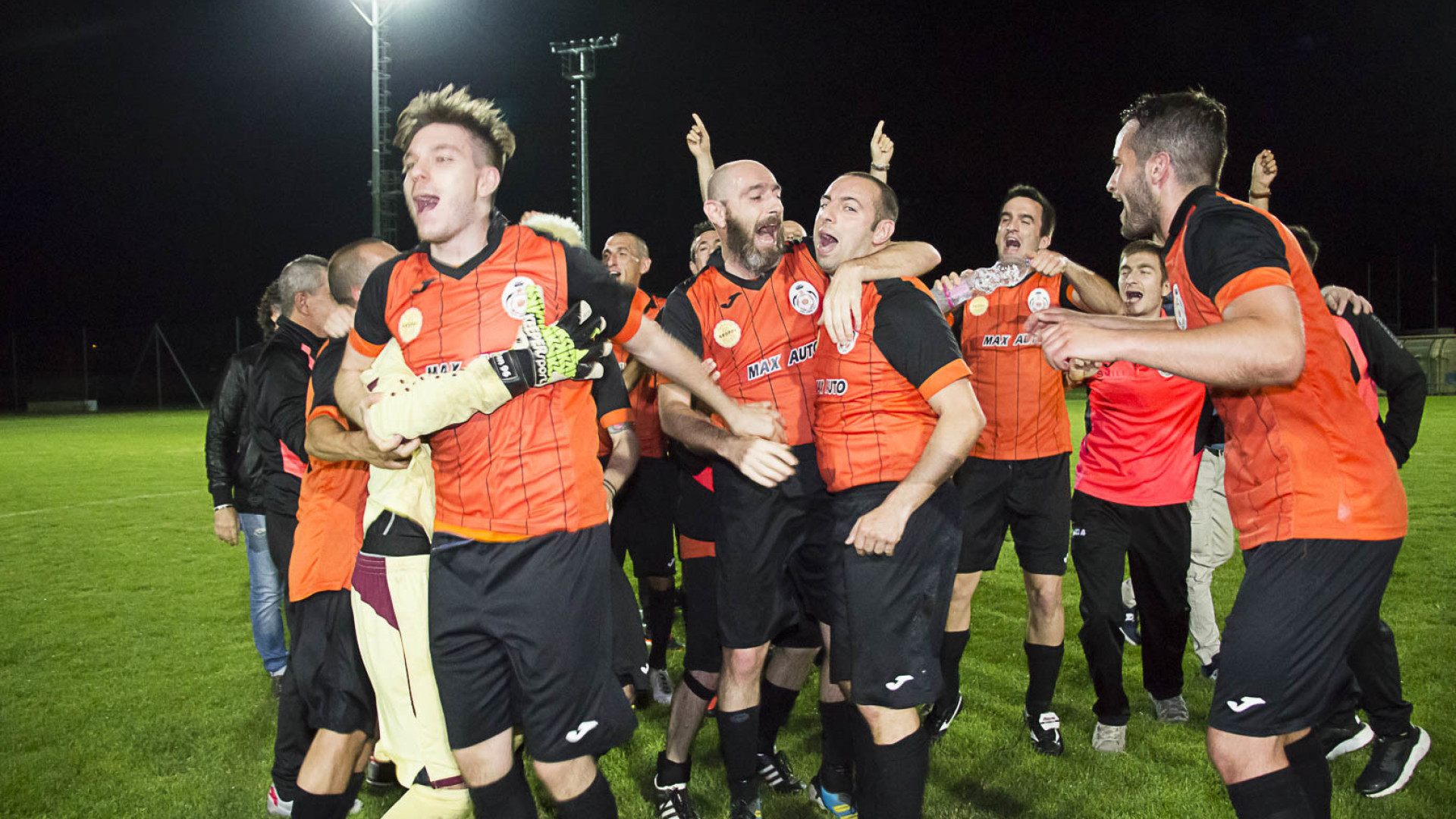 Real Chero schiacciasassi: sua anche la Supercoppa. FOTOGALLERY