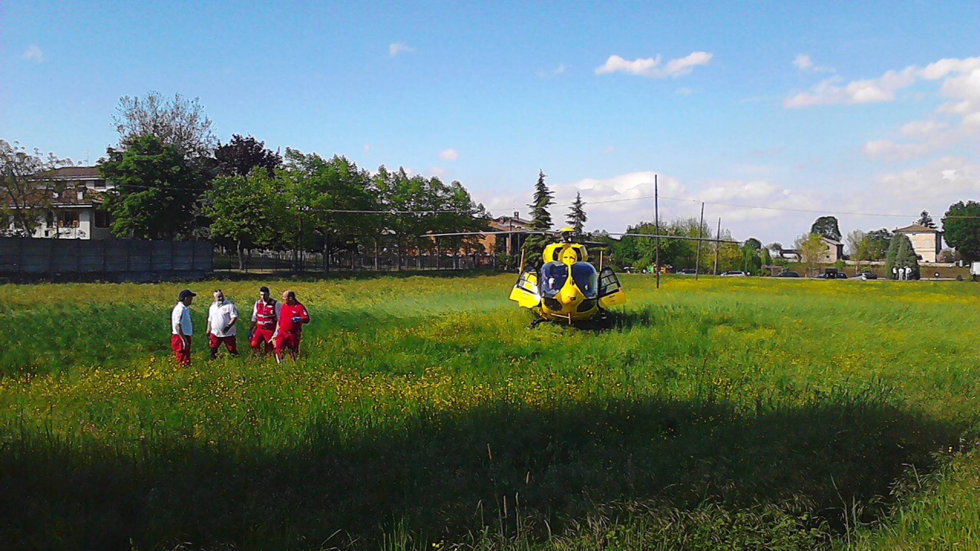 Nibbiano: esce di strada, 58enne gravissimo. Paura anche a Calendasco