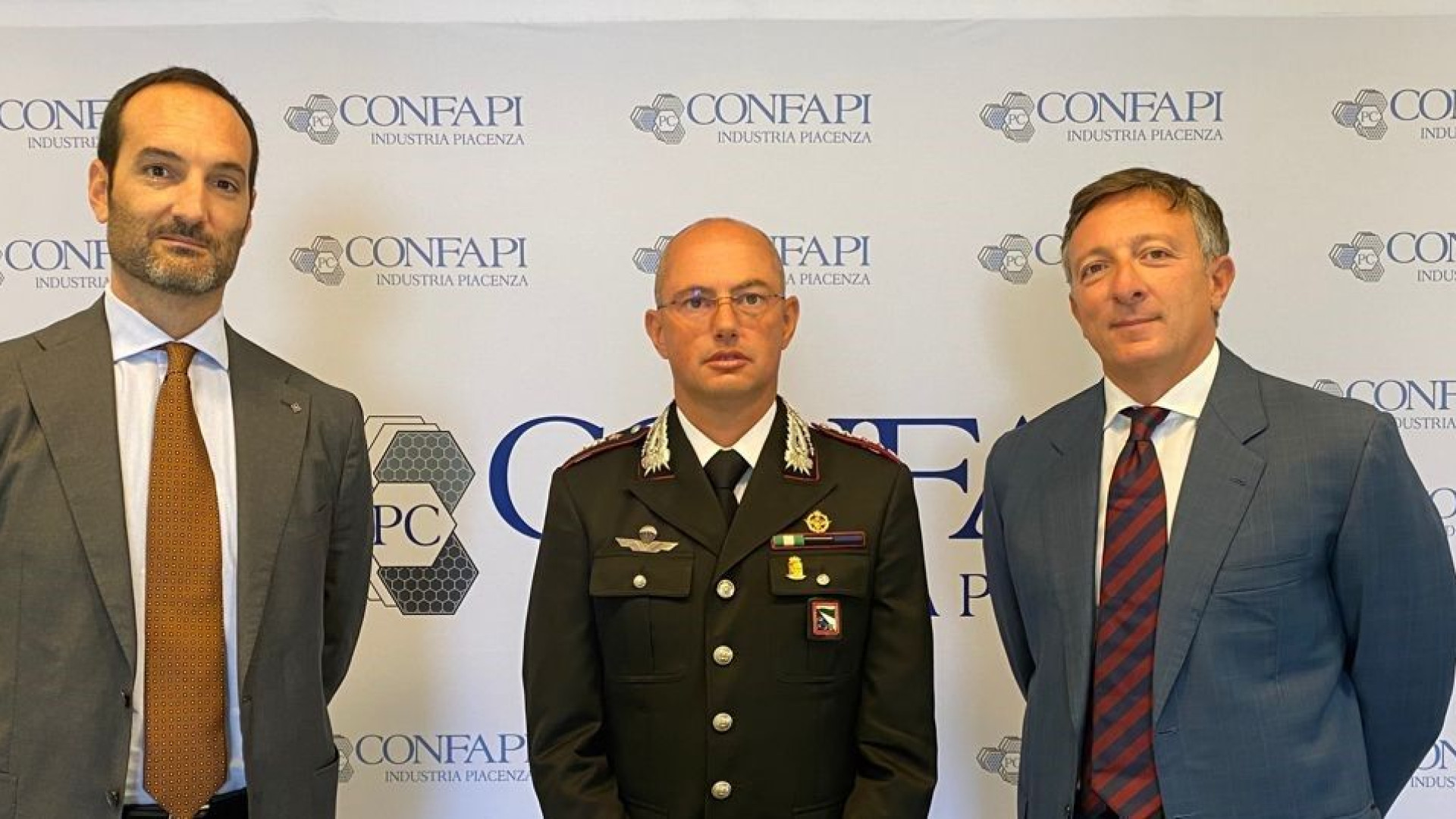 Accordo tra Confapi e carabinieri: "Promuovere la legalità nelle aziende"