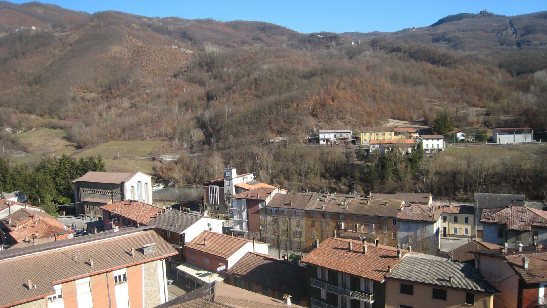 Farini, la proposta: "Rimborsi da 400 euro per le famiglie delle vittime da Covid"