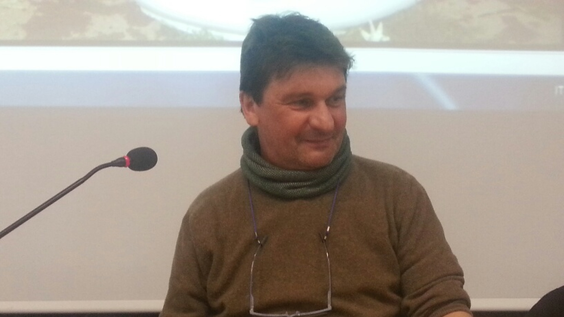 Vallisa agli studenti: "Pensate con la vostra testa. I rapitori le vere vittime"