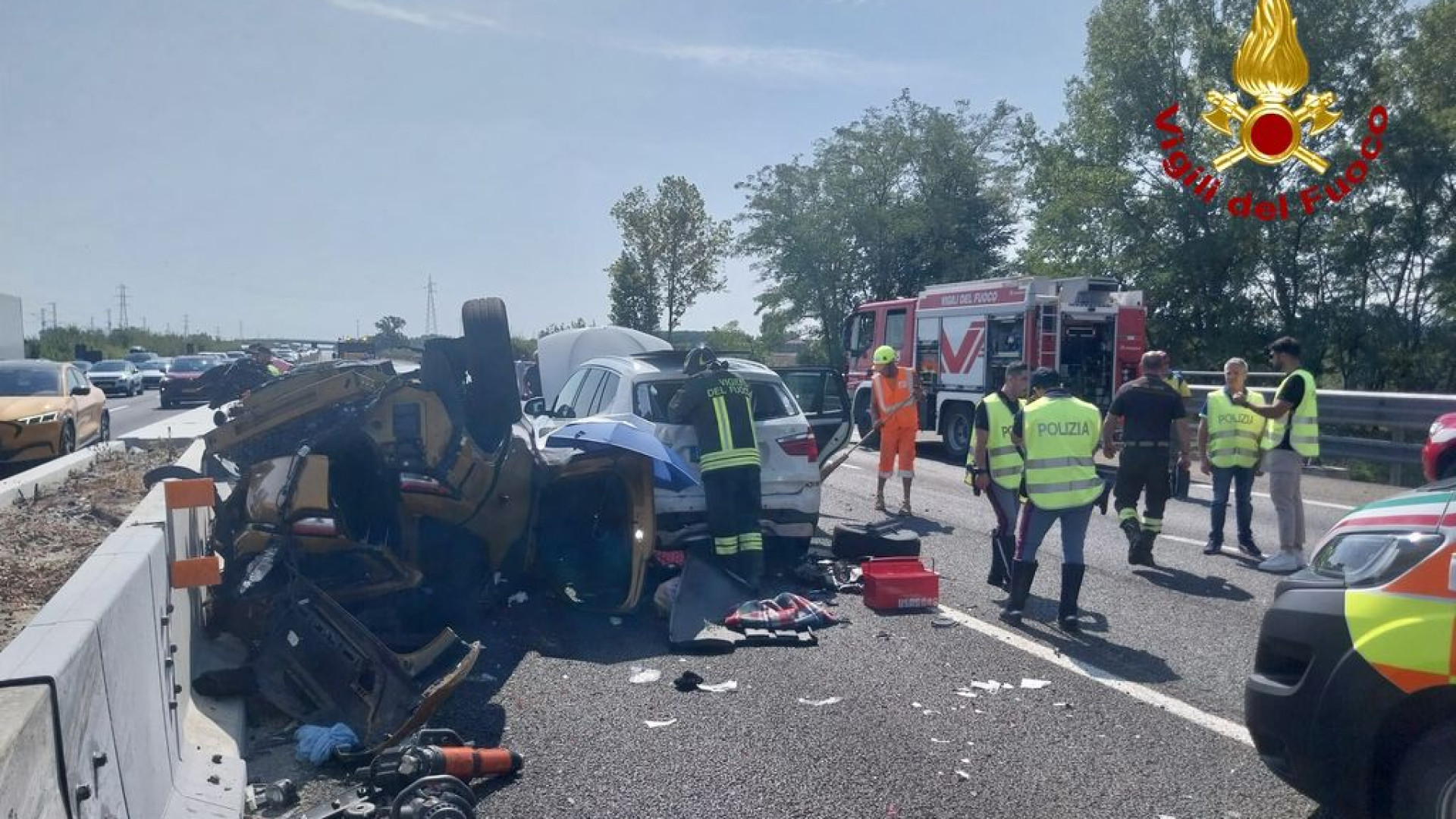 Incidente in A1 tra Piacenza Sud e Fiorenzuola: due feriti gravi e lunghe code