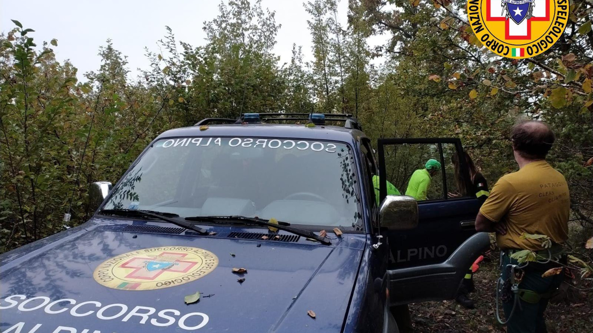 Fungaiolo ultranovantenne disperso nei boschi di Corte Brugnatella, ricerche in corso