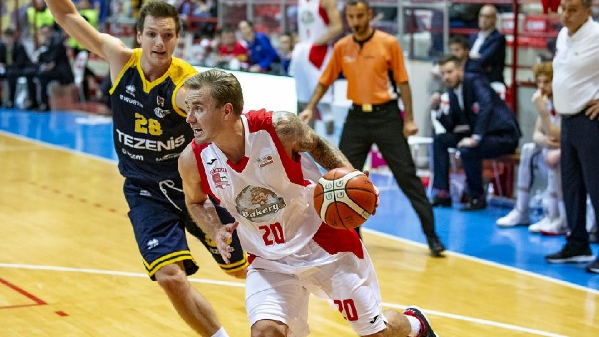 Voskuil il cecchino mette nel mirino Cagliari: "Due punti indispensabili"