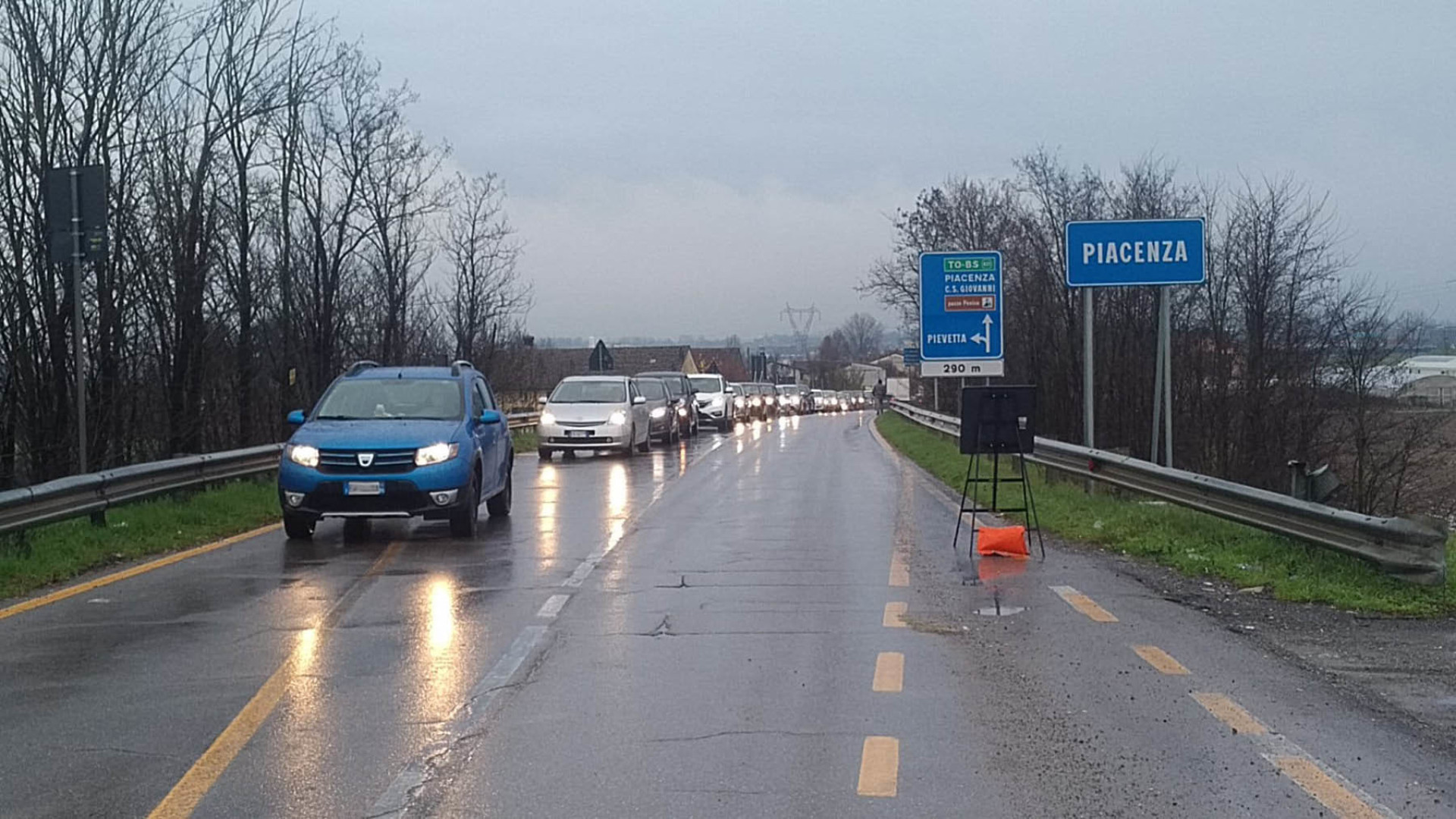Pievetta, disagi senza fine: "Aumento di traffico con Lombardia in zona gialla"