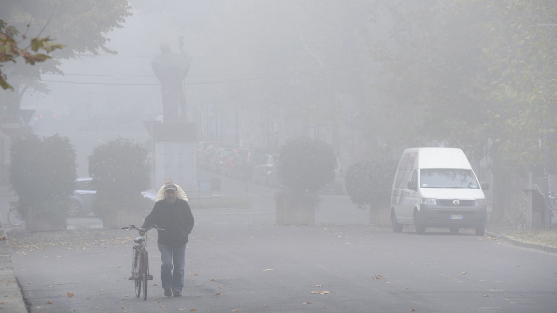 Due giorni di maltempo, poi week-end dei Santi con il sole. Rischio nebbia