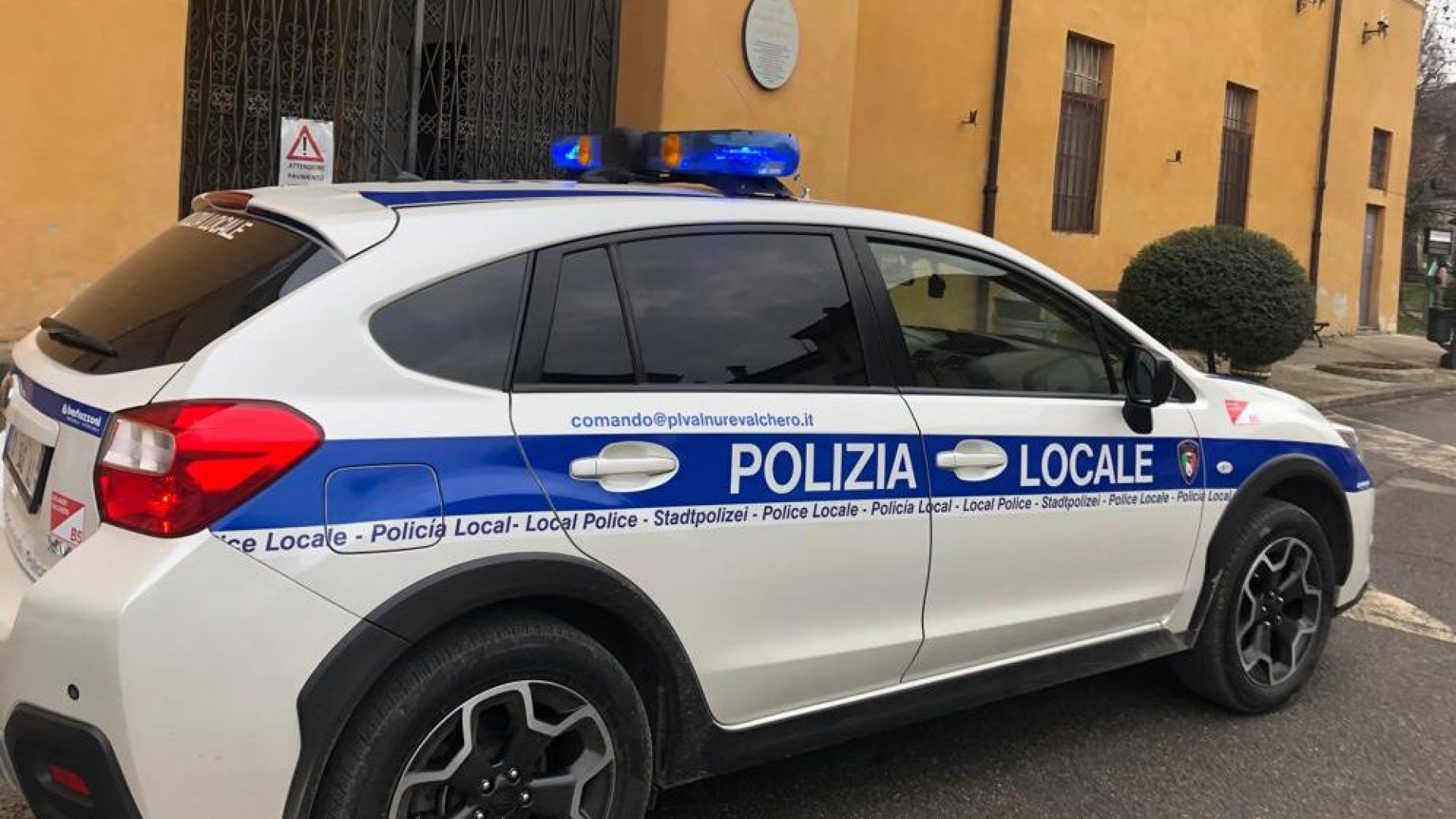 Truffe a negozi e agriturismi. Foglio di via per due uomini scoperti dalla polizia locale