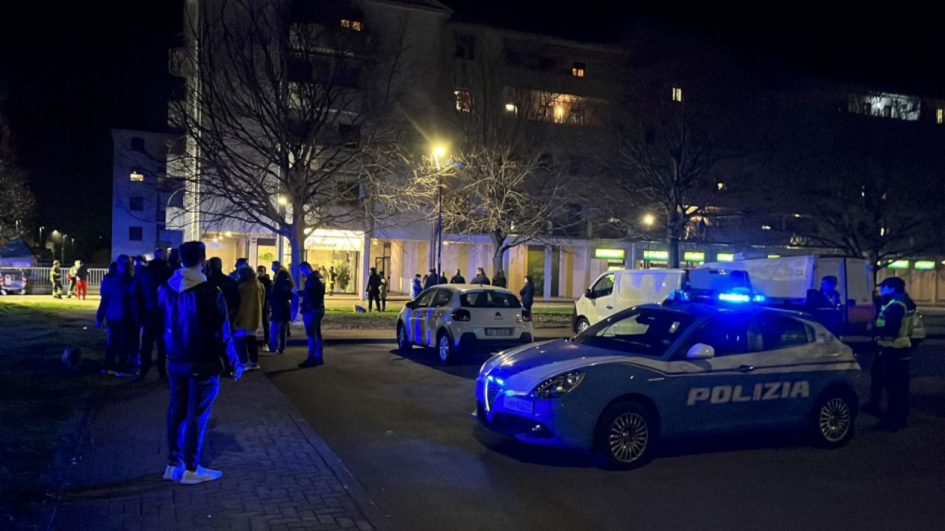 Esplosione in una palazzina a Sant'Antonio, soccorsi sul posto. Ci sono feriti