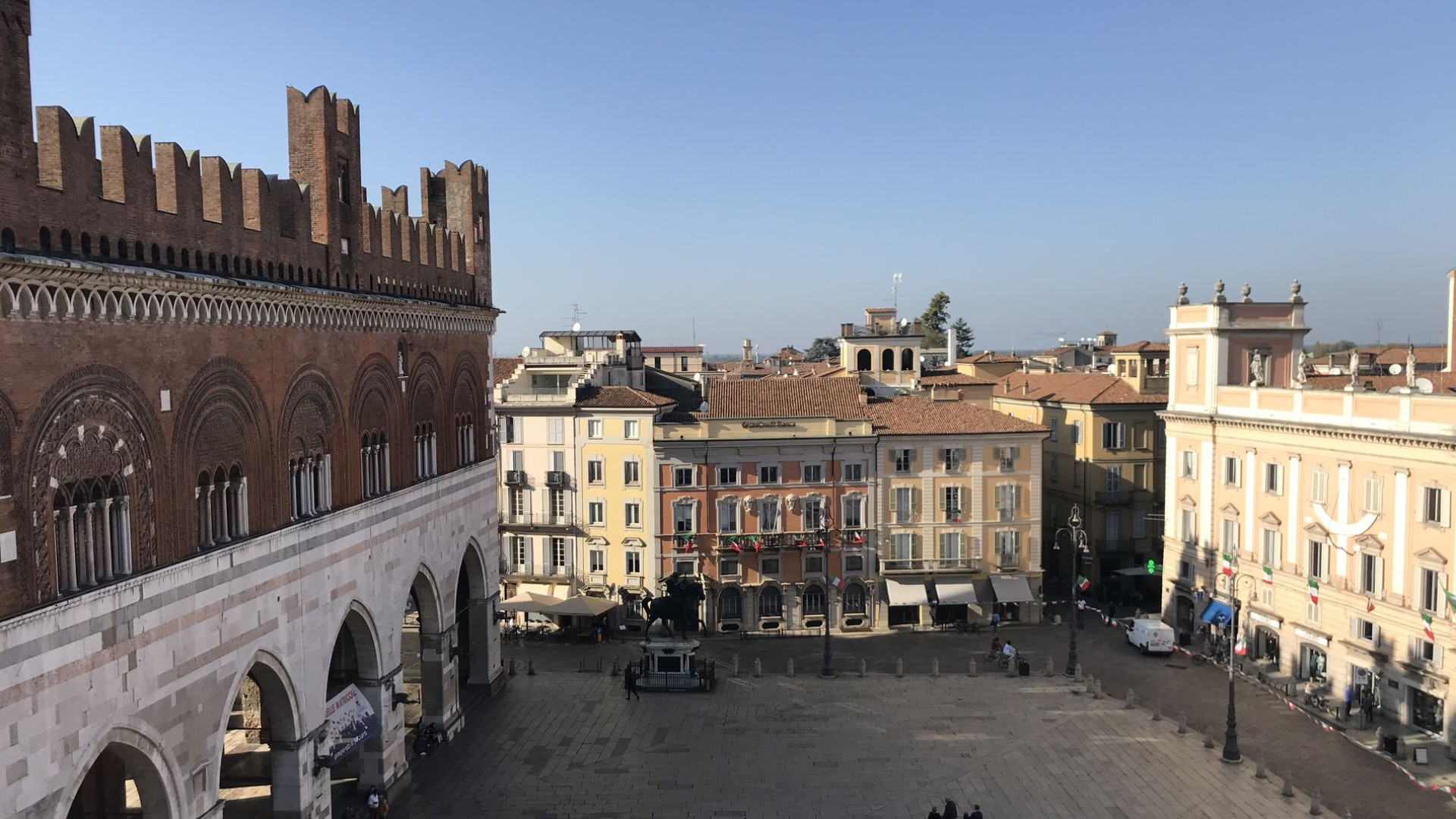 Ucraina, domani la preghiera e la fiaccolata in centro. "Risuoni l'appello alla pace"