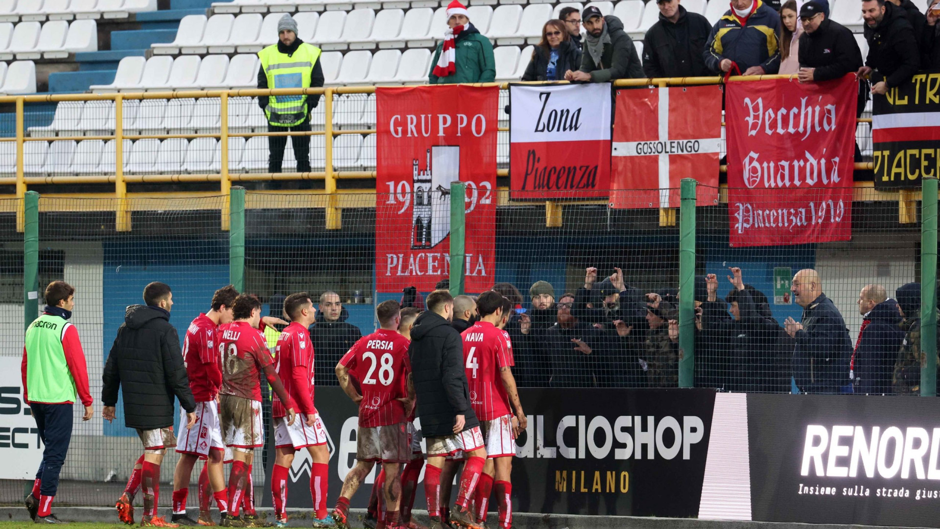 Piace a rapporto dai tifosi dopo il ko di Sesto: maxi multa e squalifica di Cesarini