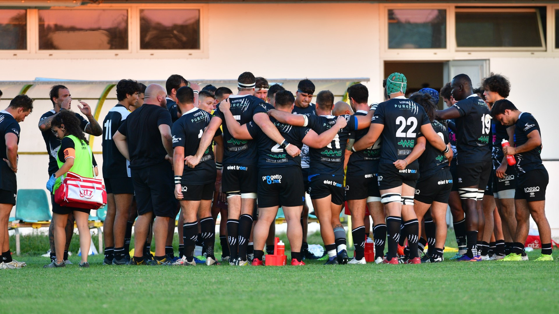 Rugby Top 10, ottima prova dei Lyons alla prima uscita stagionale