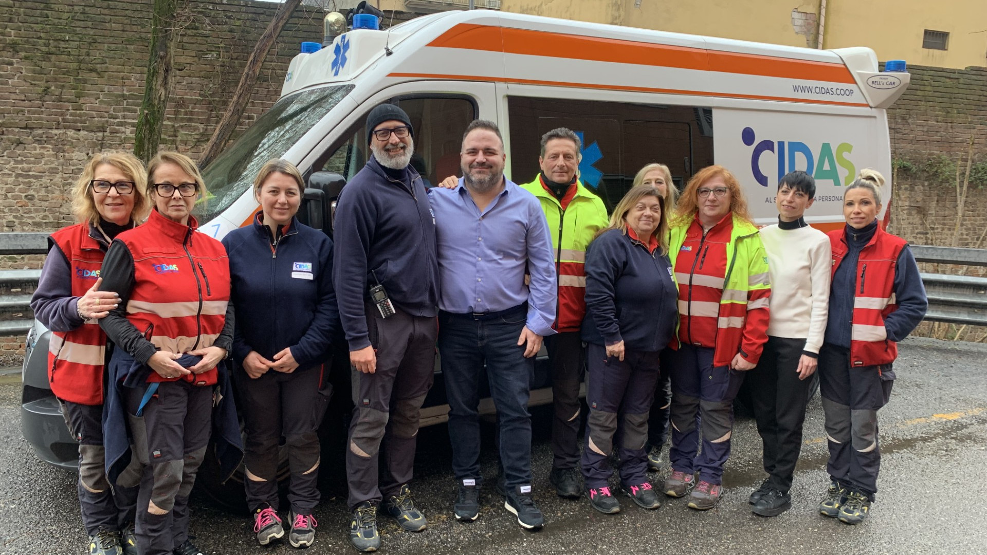 Barellieri e autisti: "Empatia e umanità", da 30 anni Cidas all'ospedale di Piacenza