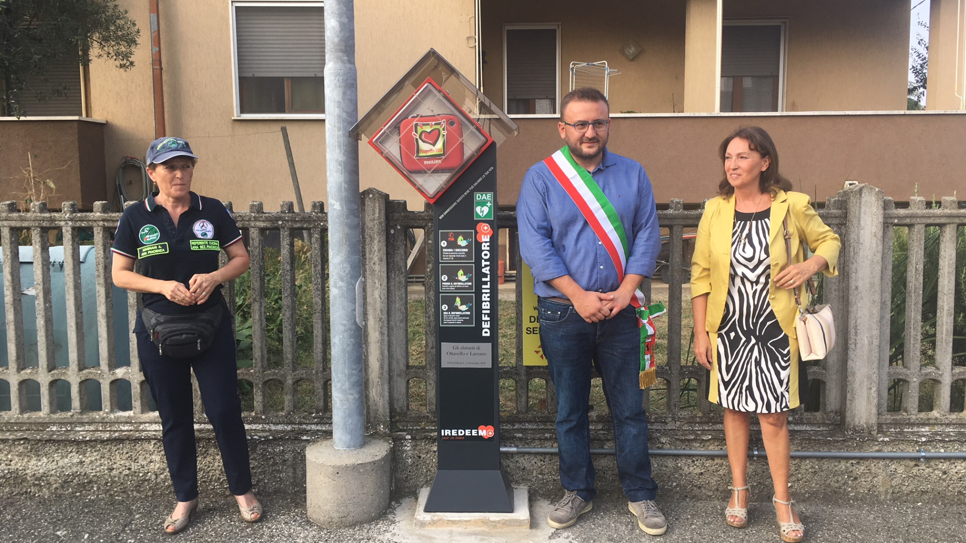Ottavello e Larzano, inaugurato il defibrillatore acquistato dai cittadini