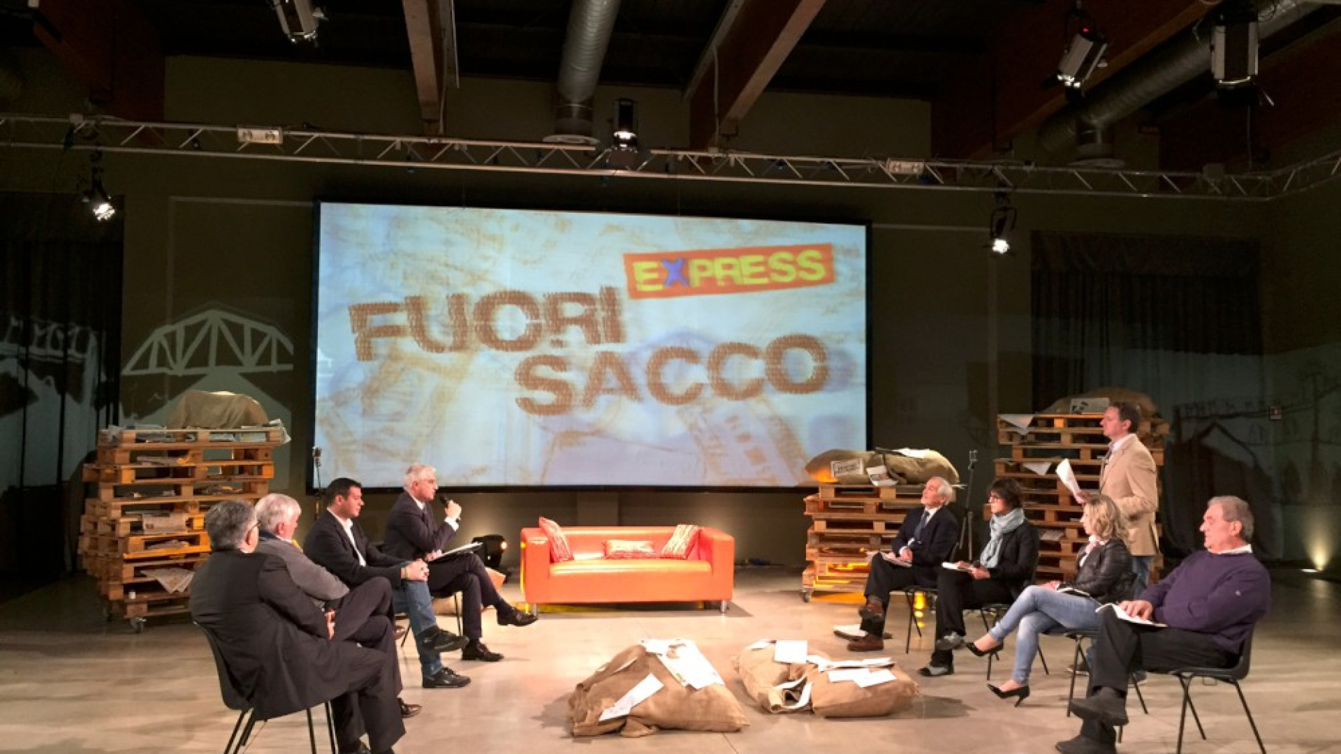 Fusione Borgonovo-Ziano, il dibattito accende Fuori Sacco Express