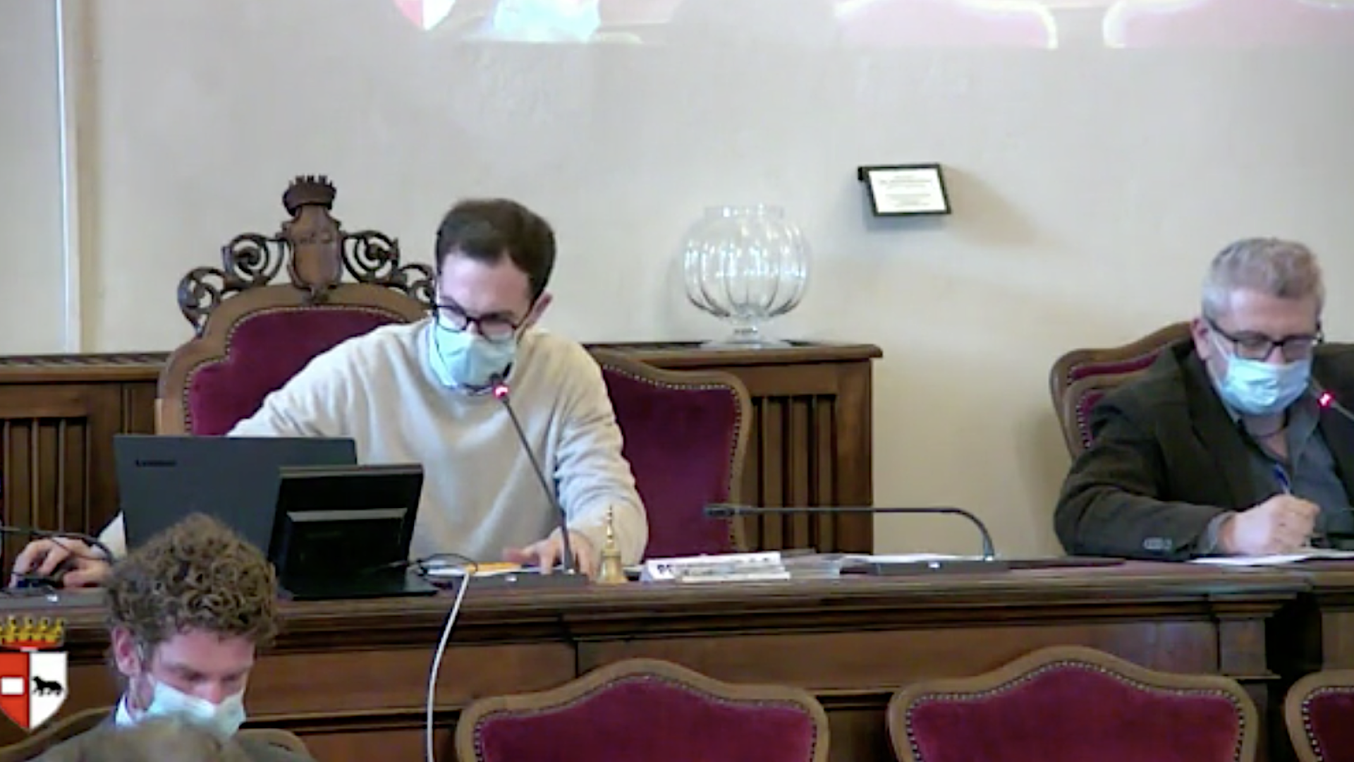 Riduzione dell’Imu, ok del consiglio comunale. L’opposizione: “Priorità sbagliata”