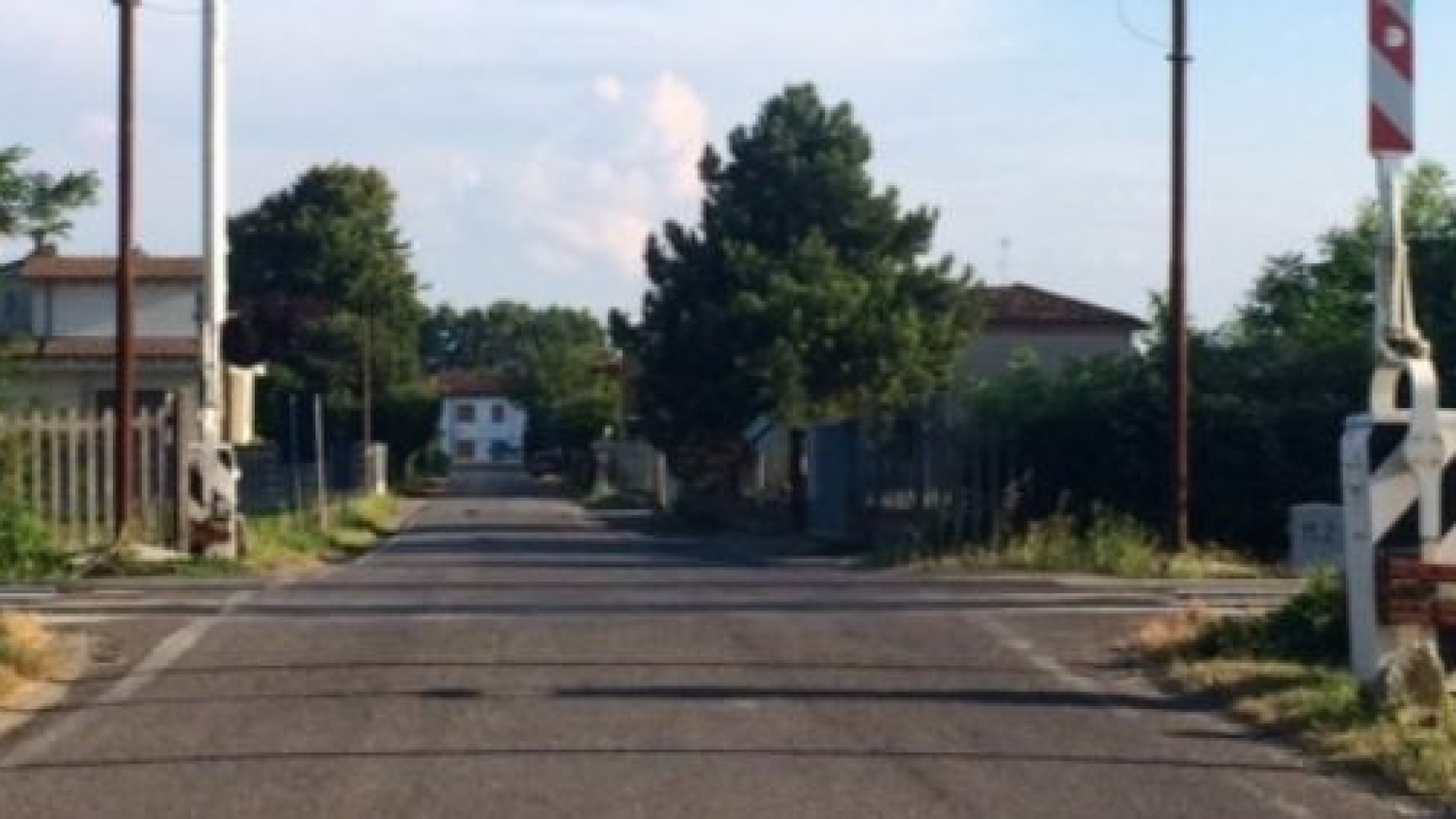 Villanova, via i passaggi a livello. Interventi antisismici a Monticelli