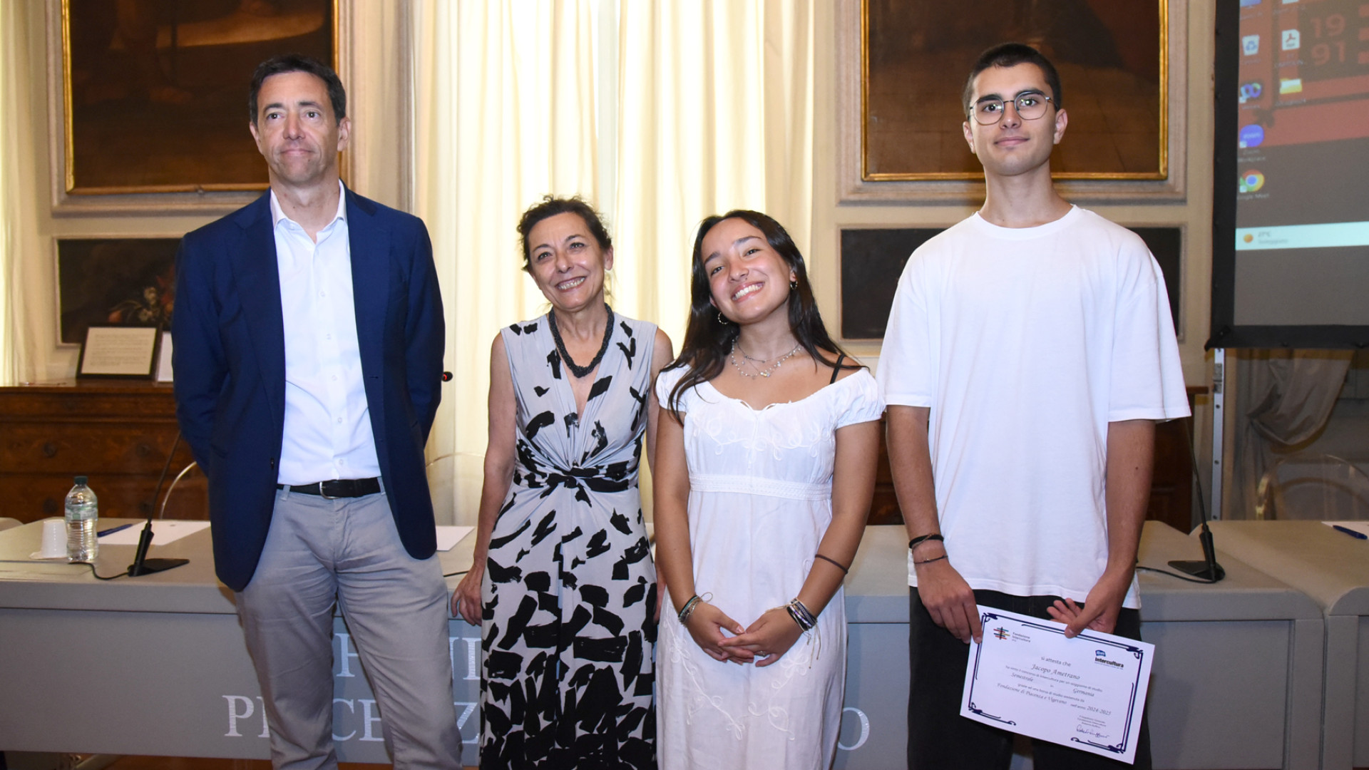 Studiare all'estero con Intercultura: borsa di studio della Fondazione