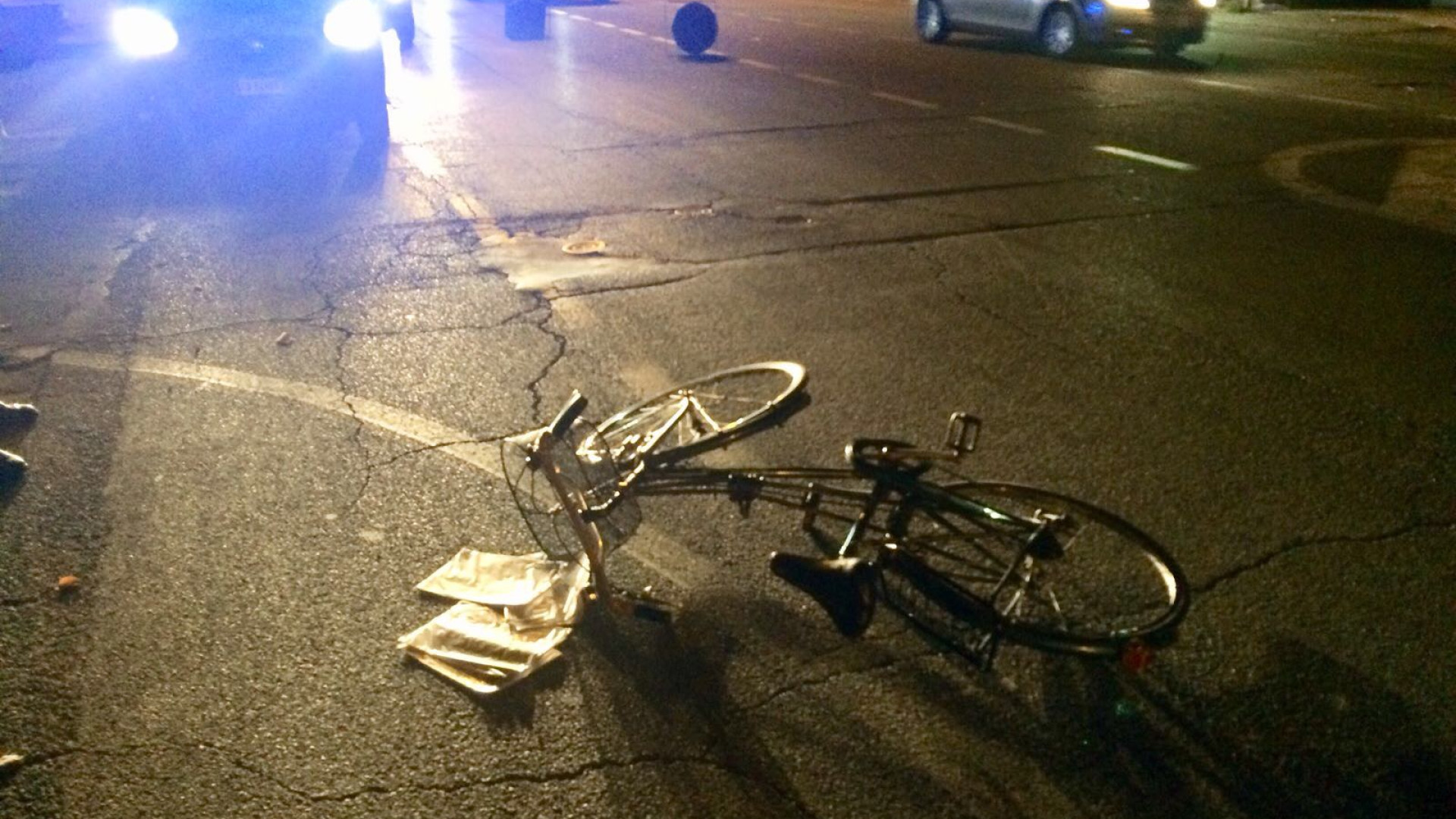 Ciclista investito sulla via Emilia a Sant'Antonio di fronte alla scuola