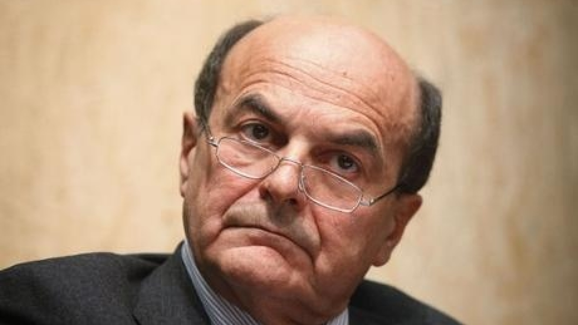 Stabili le condizioni di Pier Luigi Bersani. Visite solo per i familiari