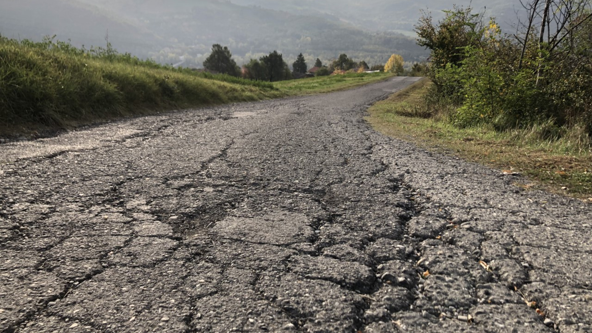 Travo, dal Comune 140 mila euro per asfaltare e mettere in sicurezza quattro strade