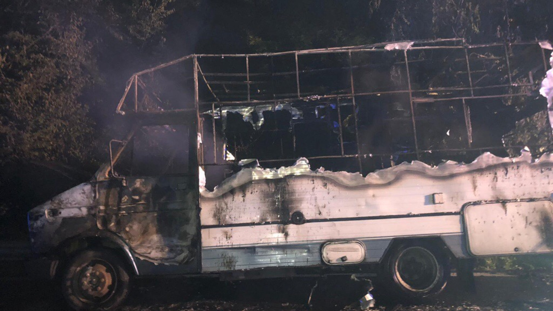 Tragica fine per Gian Paolo Bertuzzi, morto nella notte nel suo camper in fiamme in località Casino Agnelli