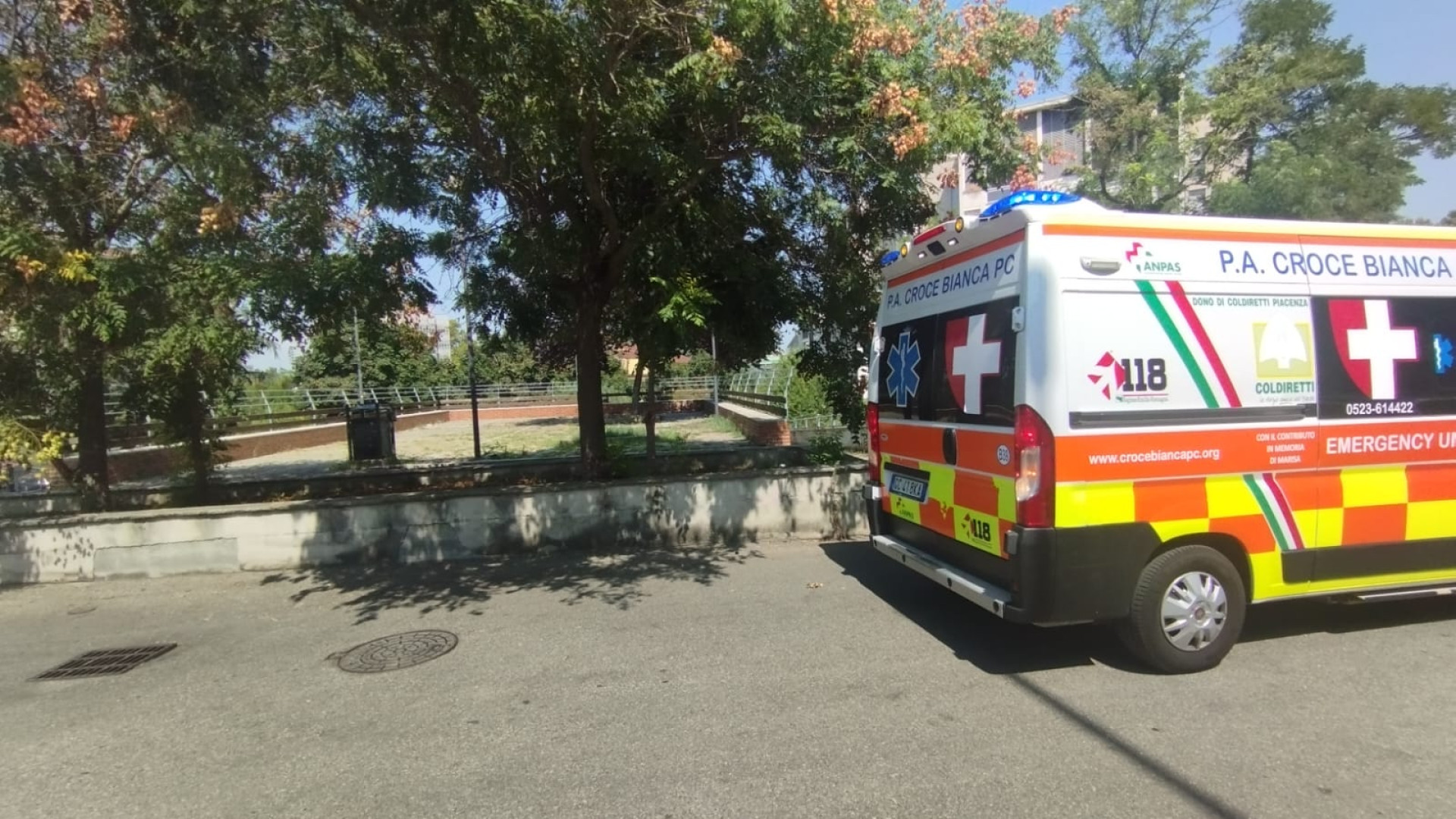 Aggredito ai giardinetti con il catenaccio di una bici: 25enne portato in ospedale