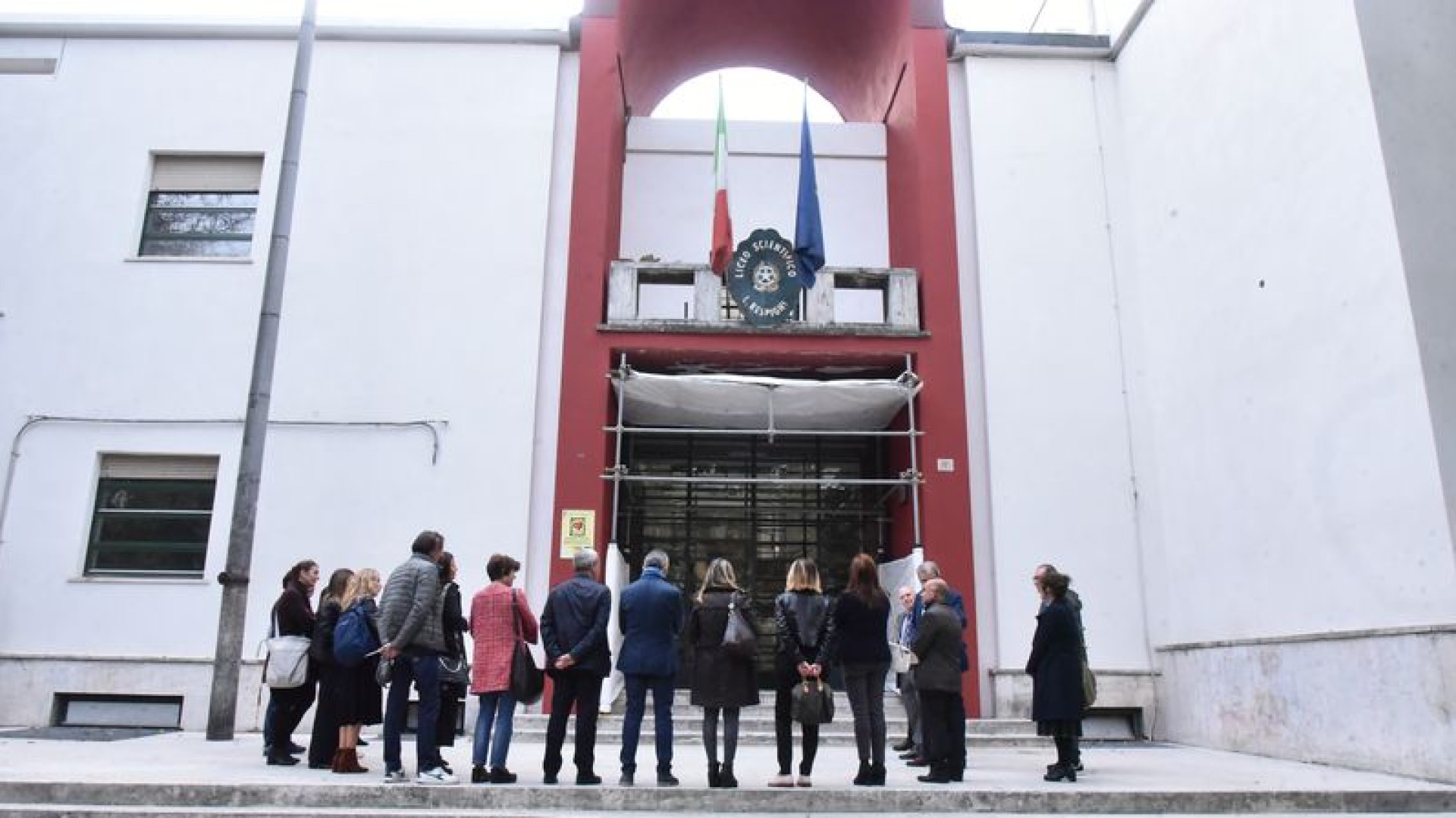 Liceo Respighi: facciata rifatta, l'idea è di ricreare i vecchi finestroni
