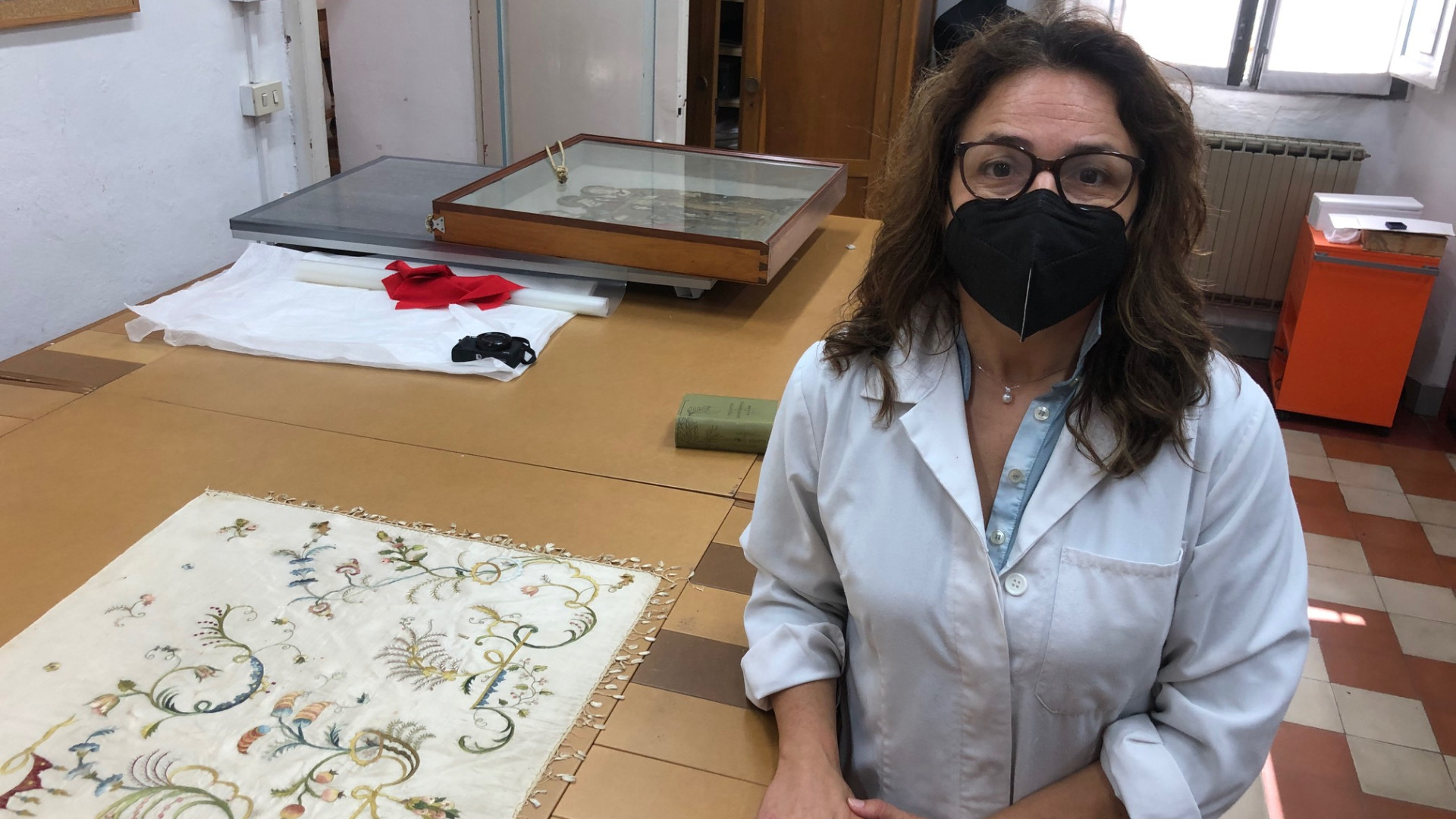 “Così ridò vita ai tessuti pregiati. Occorre restaurare gli arazzi dell'Alberoni”