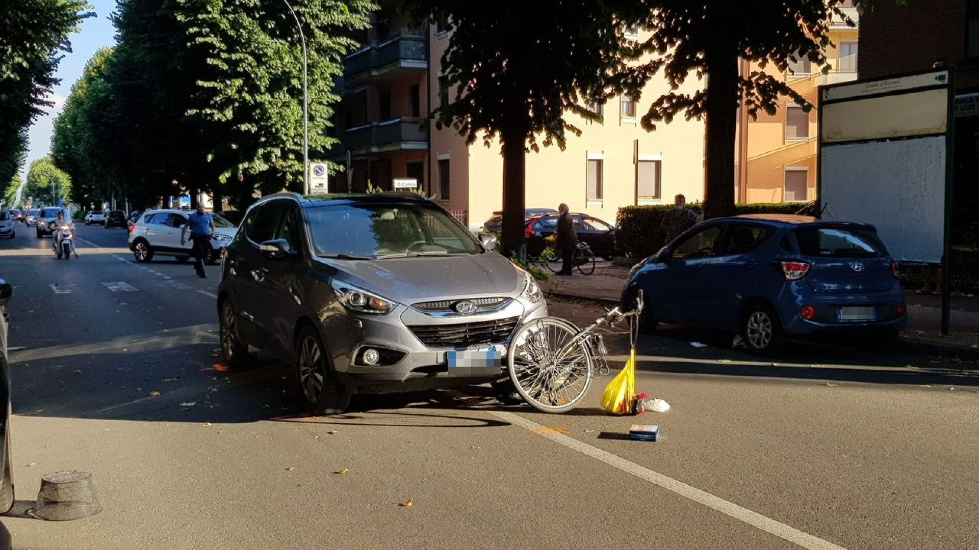 Non ce l'ha fatta l'anziano investito ieri pomeriggio da un suv. Colletta per il funerale