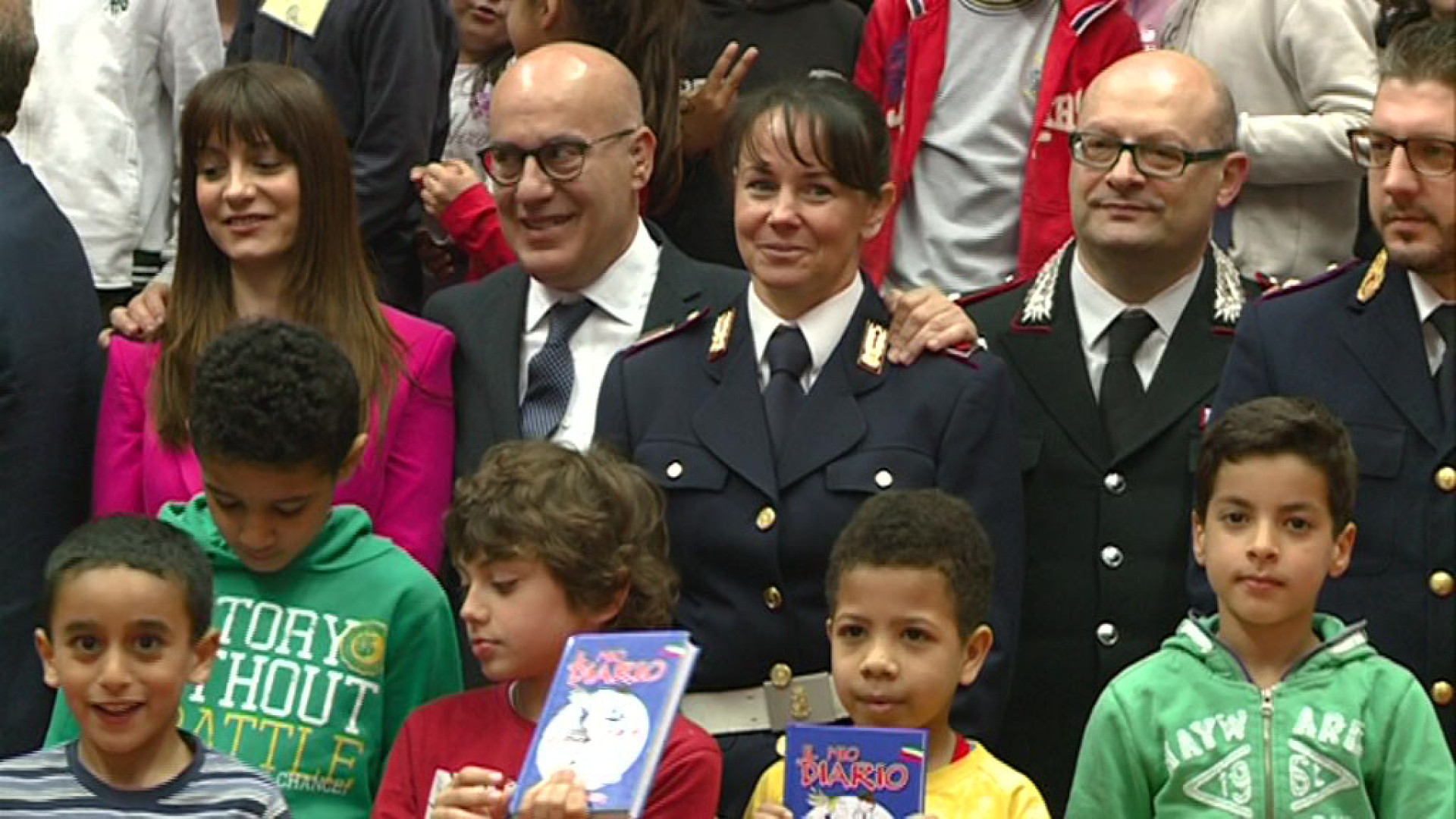 "Il mio diario": regalo speciale della polizia agli studenti piacentini