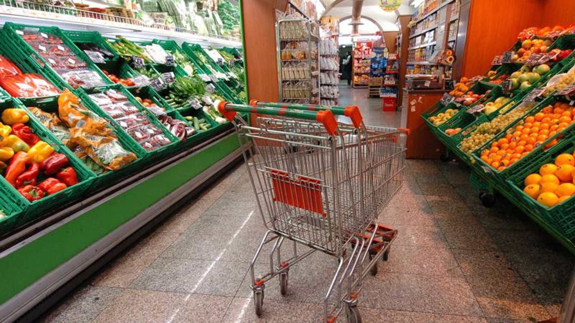 Coldiretti: "Volano i prezzi della verdura, +16,7%. Nel 2022 crolleranno i consumi"