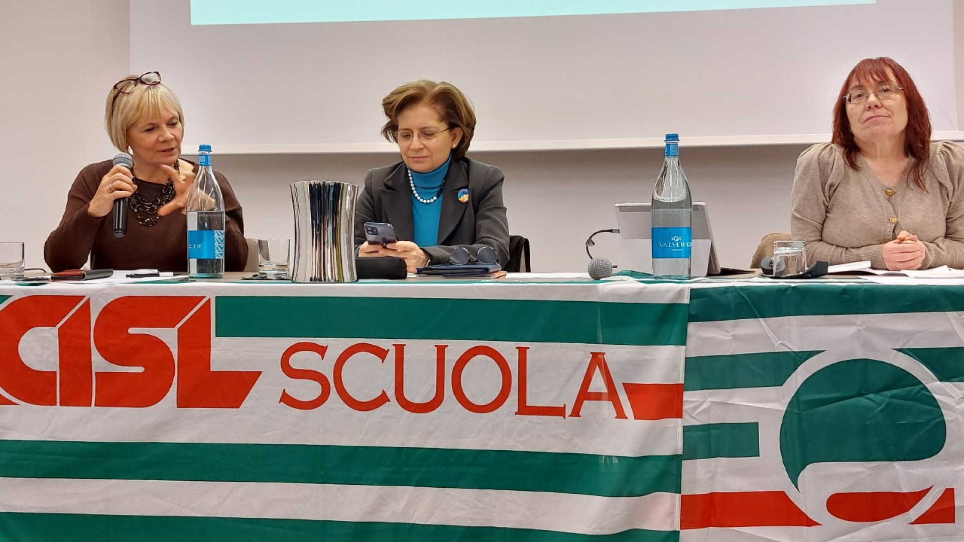Cisl scuola: "Ristoro per i lavoratori, Pnrr e criticità sulla legge di bilancio"