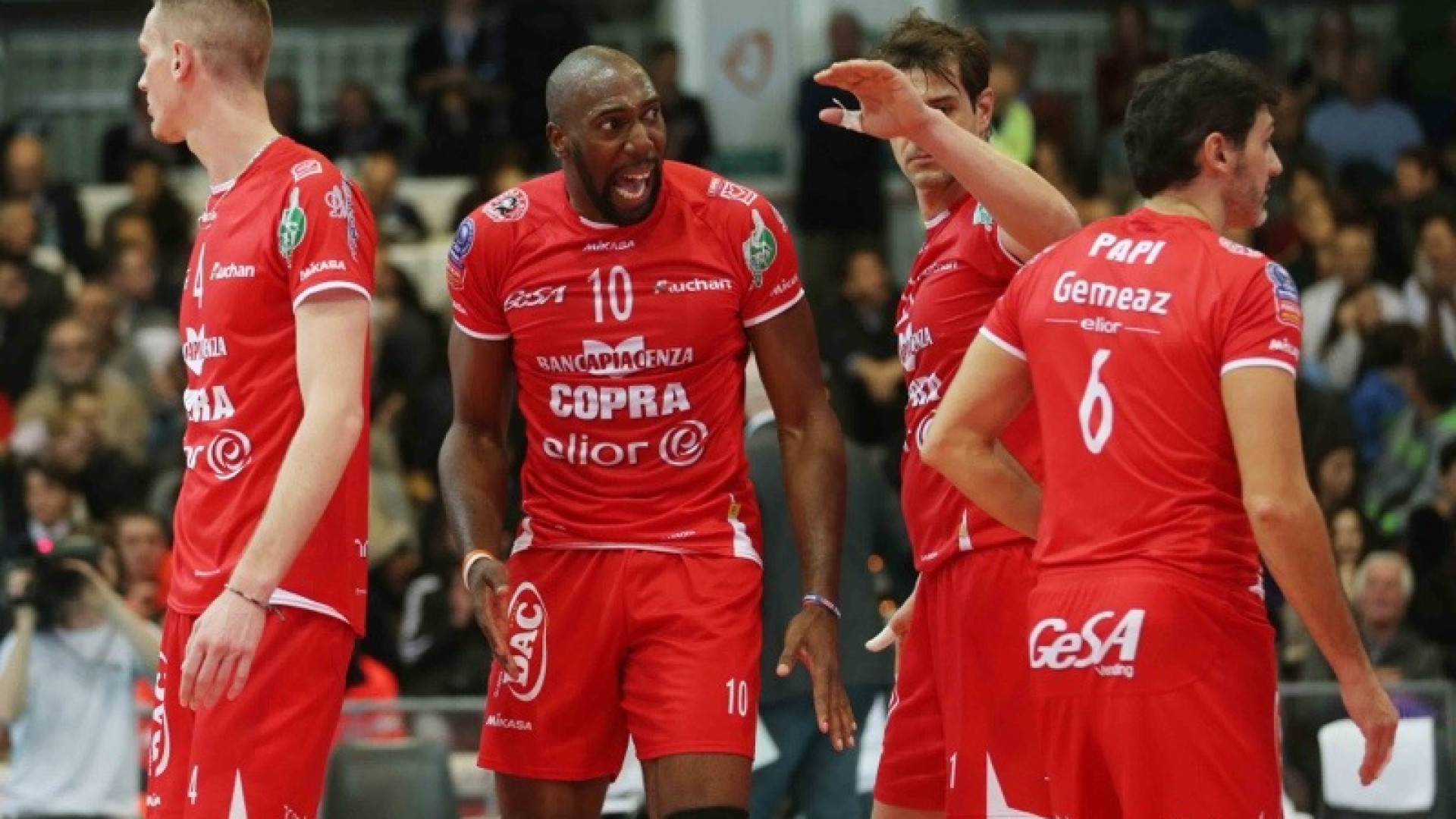 Copra Elior, è tempo di smaltire la sbornia Champions. In arrivo il grande ex