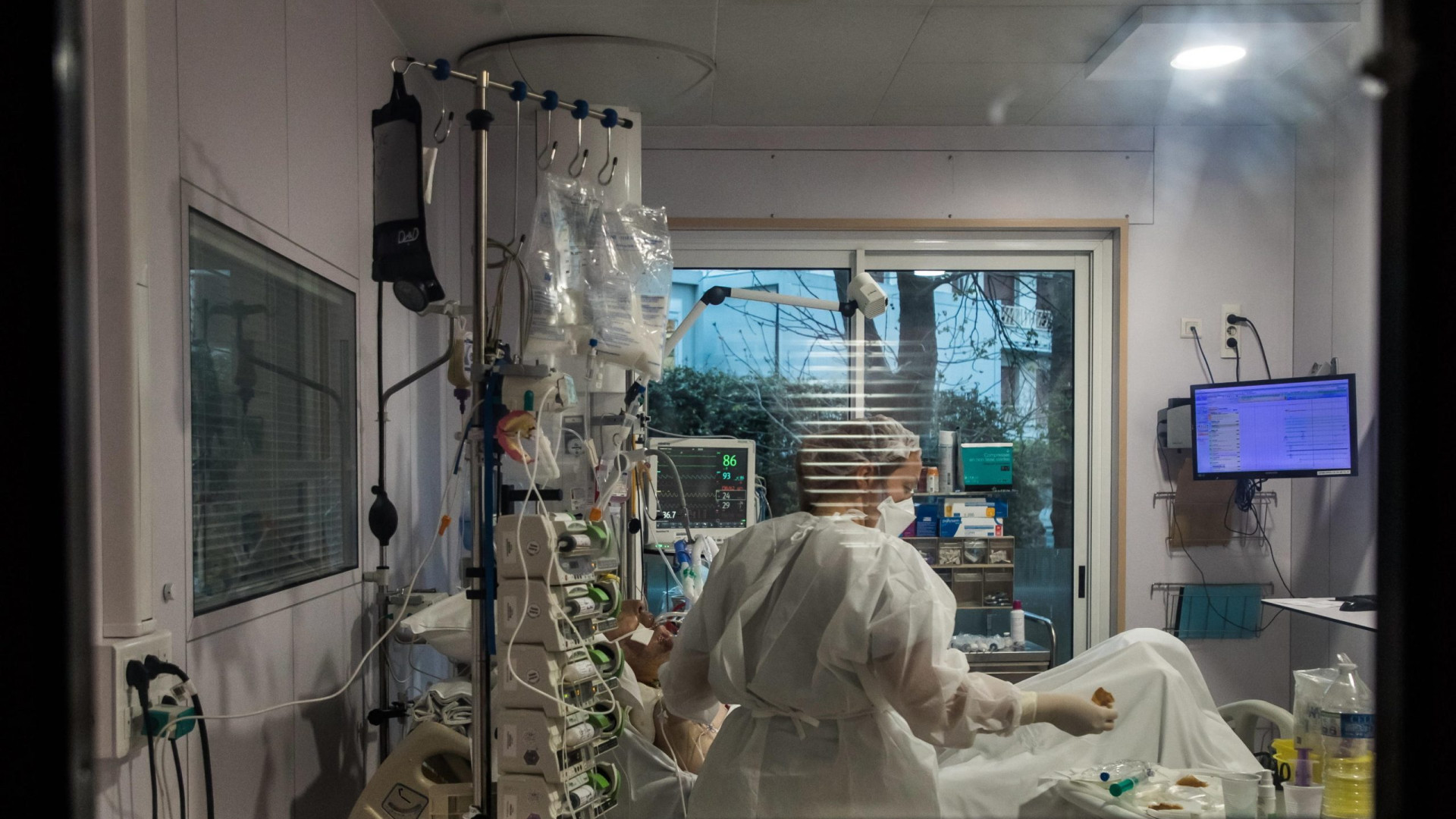 Covid, tre vittime e 29 nuovi contagi. Calano i ricoveri in Terapia intensiva