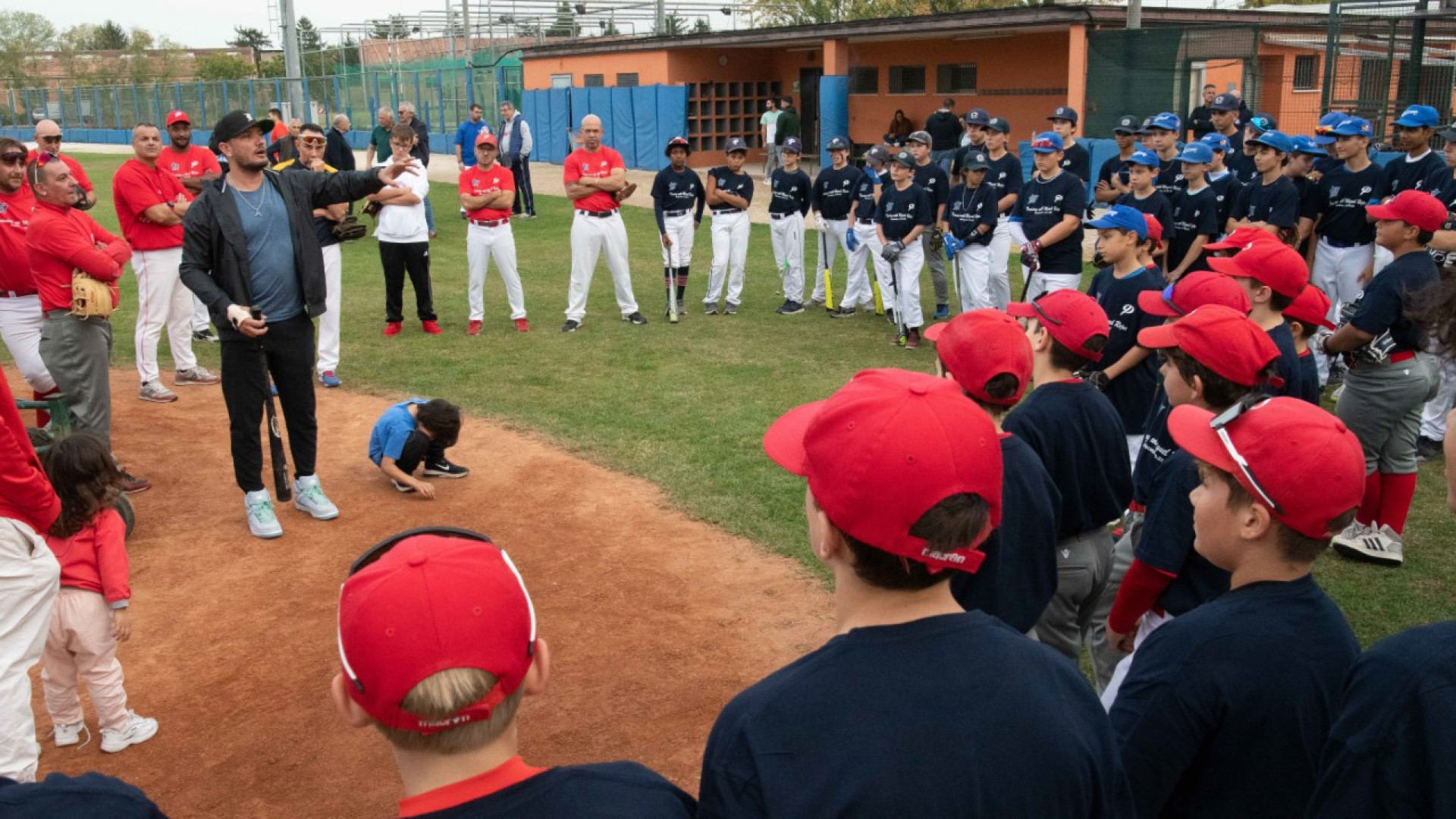 La star della MLB Miguel Rojas a Piacenza: "Il baseball è divertimento"
