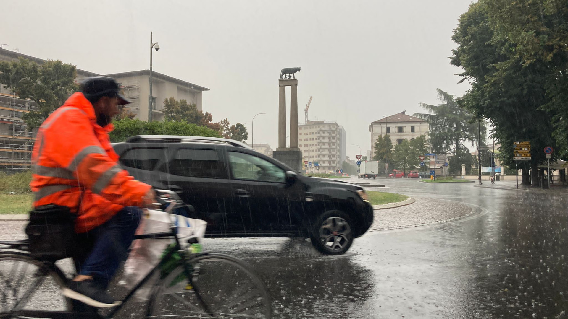 Torna il maltempo su città e provincia: domani attesi forti temporali. E' allerta meteo
