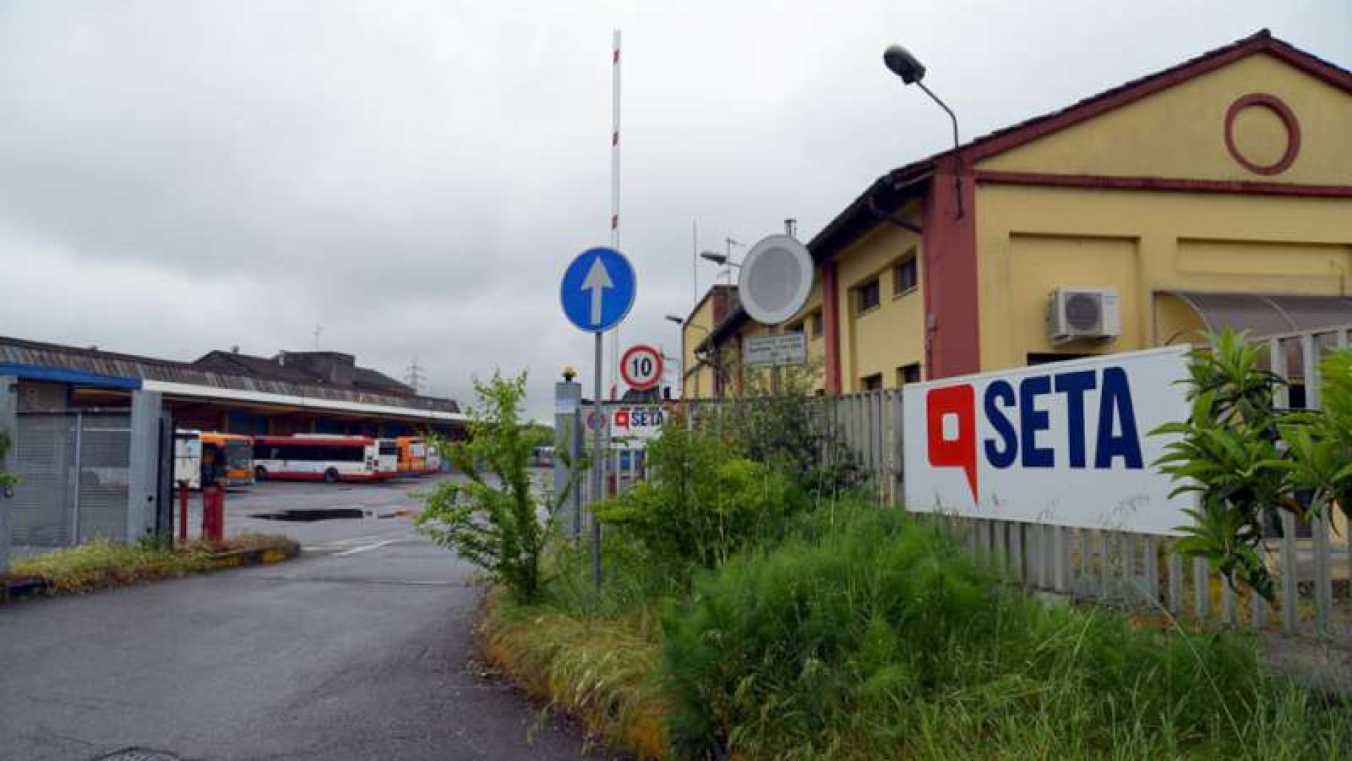 Caro-carburanti, con un +75% a rischio i conti delle aziende di trasporto pubblico
