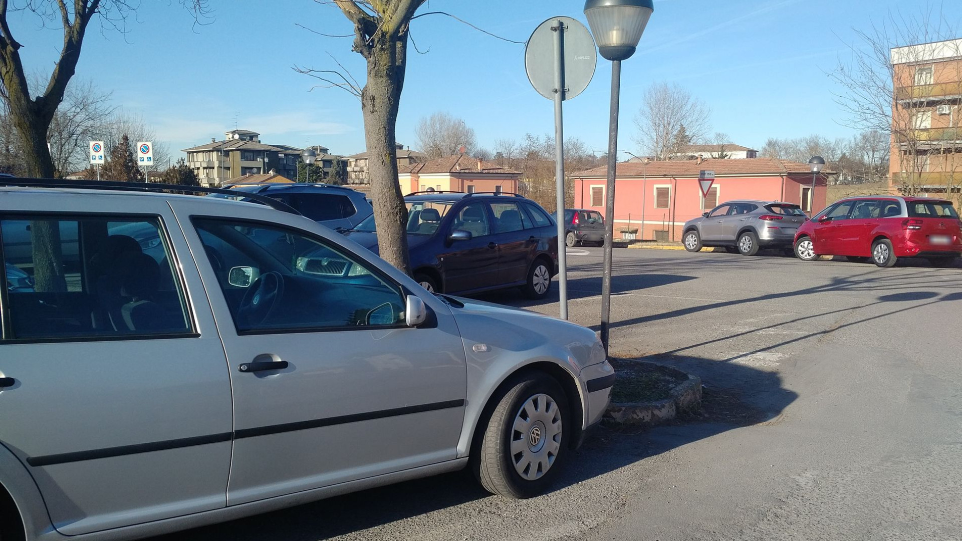 Ospedale, la beffa dei nuovi parcheggi: "Non accessibili per gli utenti"