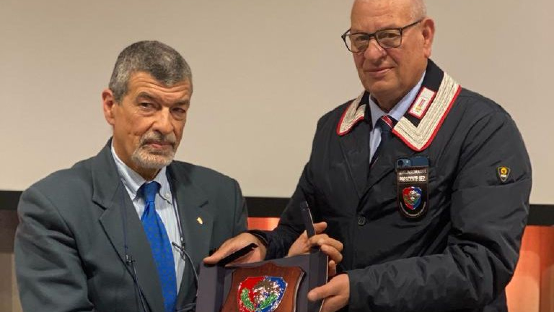 Il generale Carmelo Burgio racconta il Tuscania. Sala gremita a Piacenza Expo