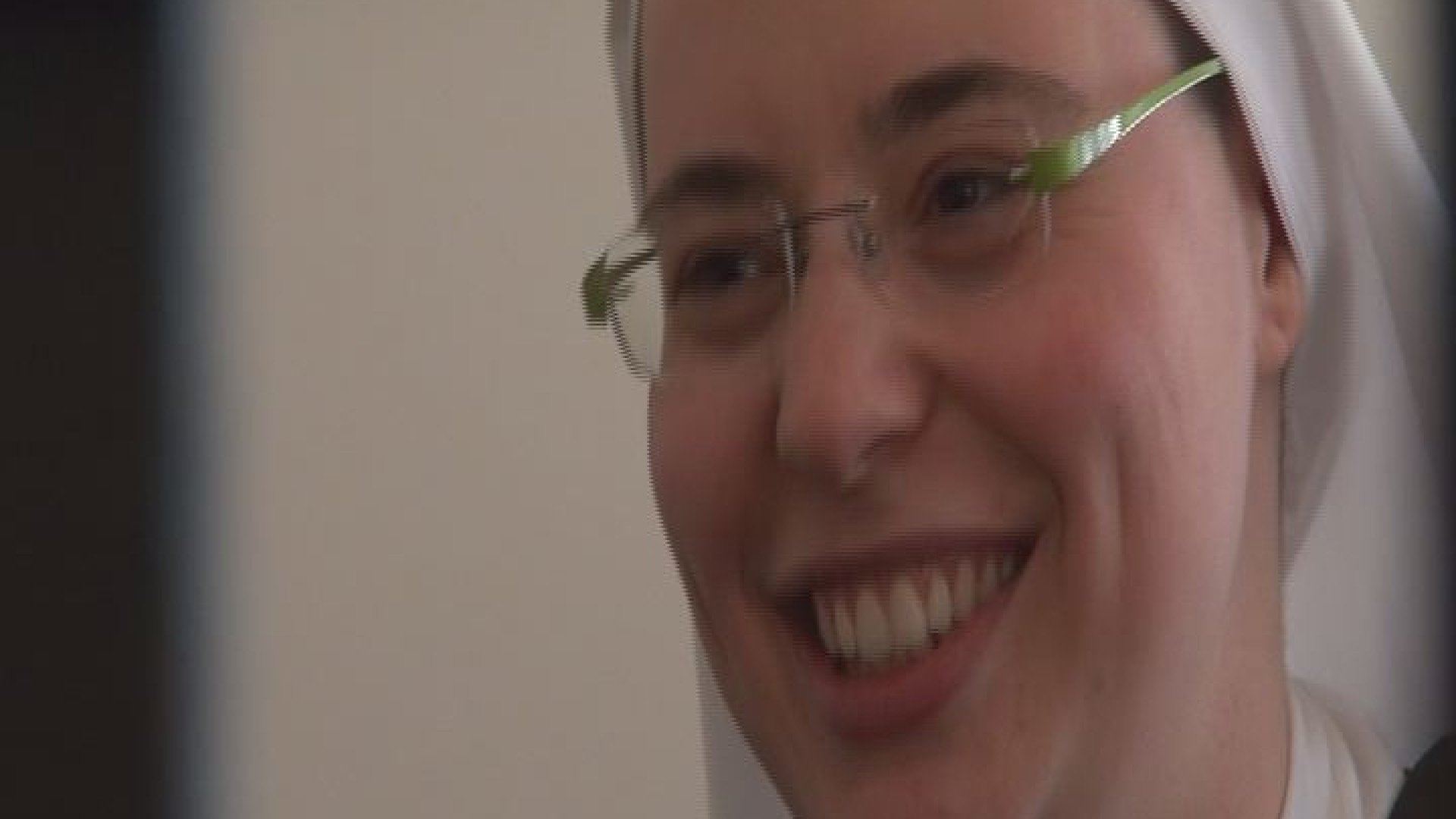 Carmelitane, le suore 30enni Cecilia e Teresa: "Il silenzio aiuta a capire"