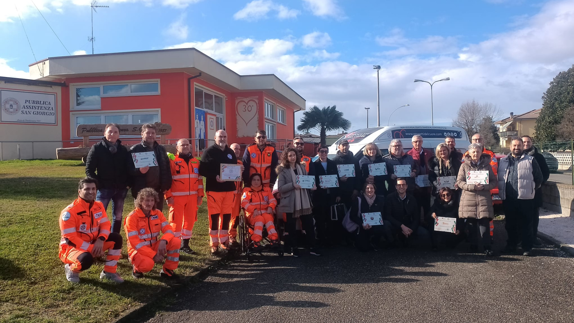 "Progetti del Cuore" dona due veicoli per aiutare persone con difficoltà motorie