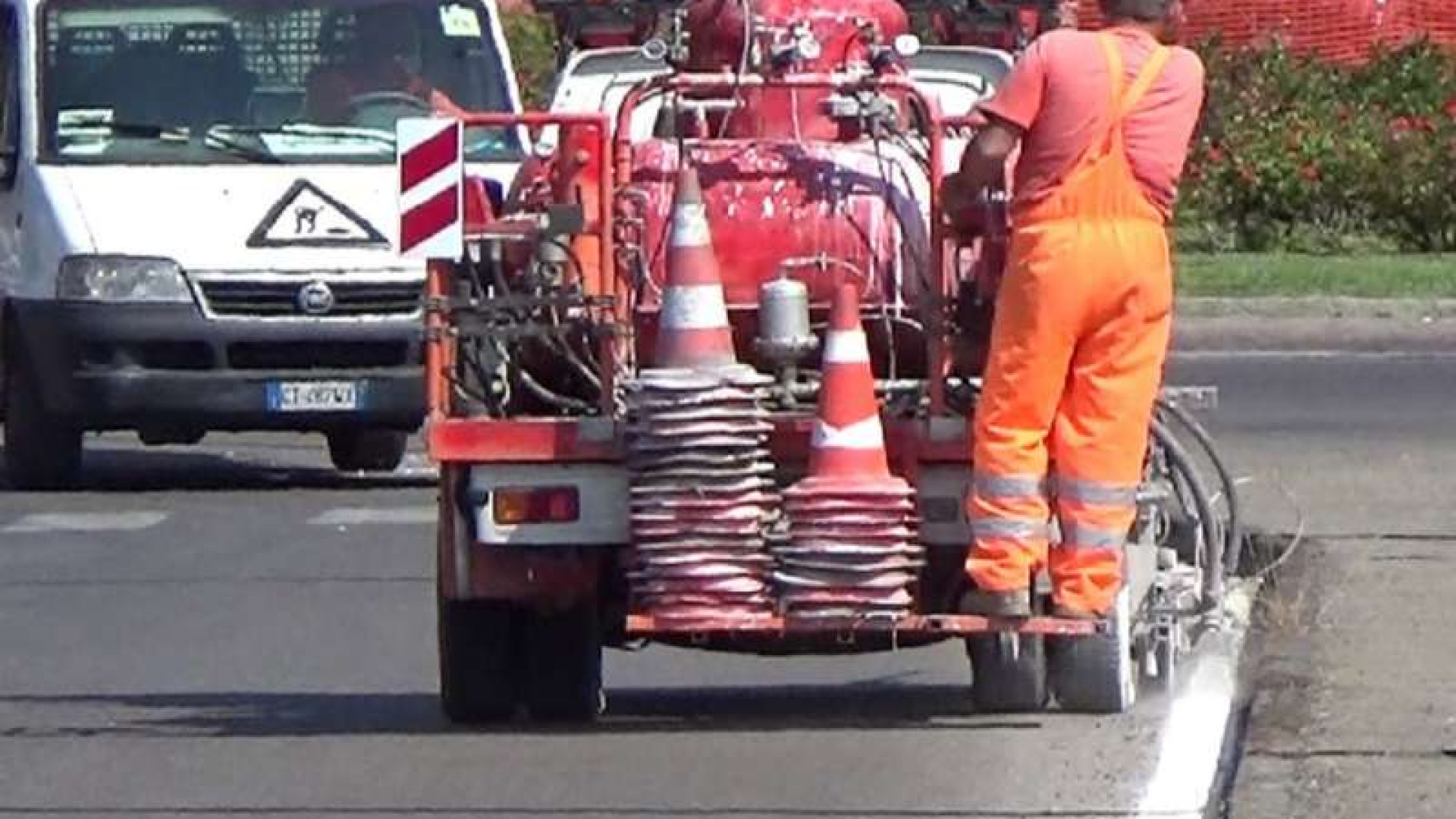Strisce orizzontali, sulle strade cittadine arriva la vernice ecologica