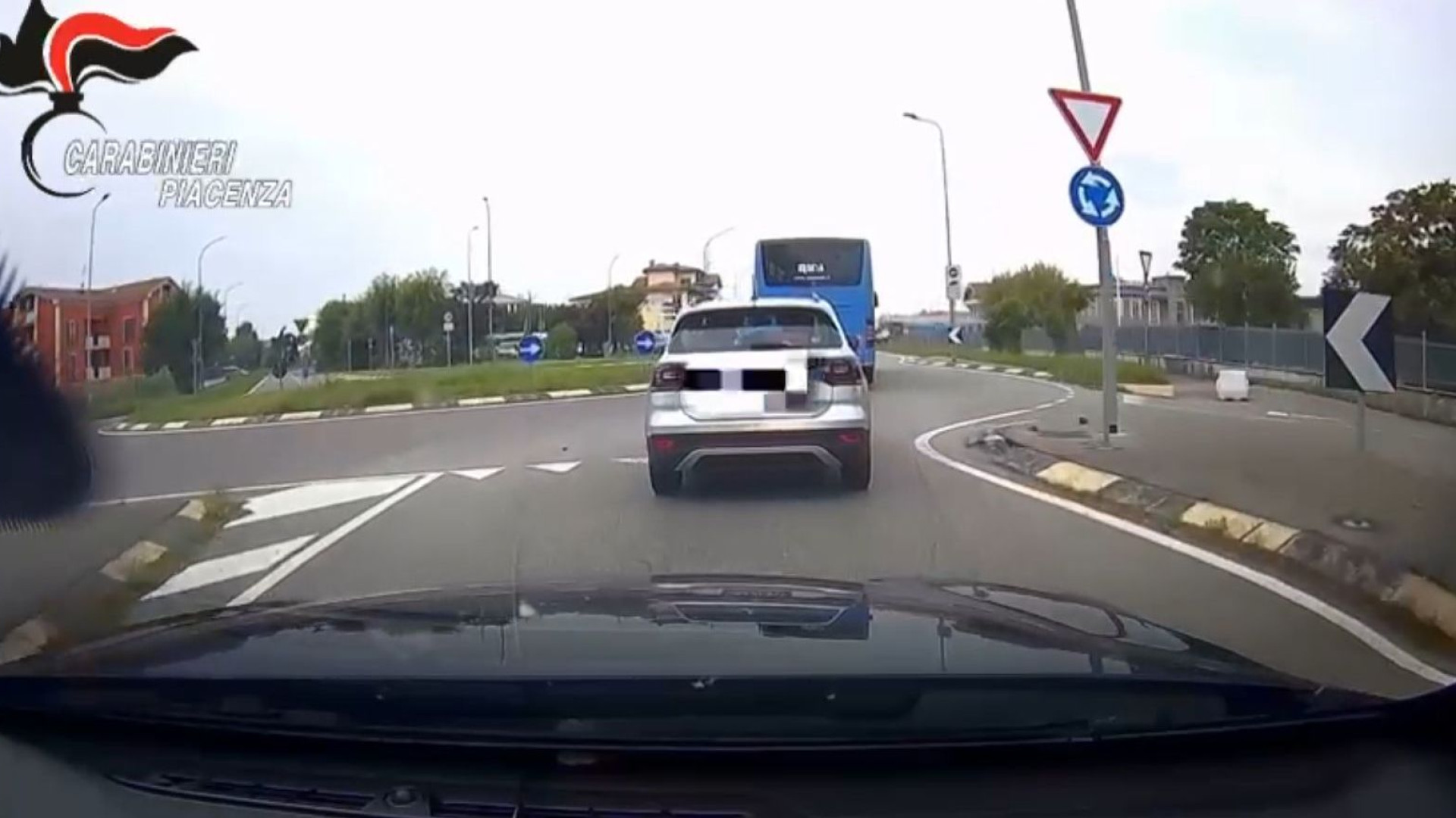 Ladri non si fermano all'alt, folle inseguimento per le vie di Fiorenzuola. IL VIDEO