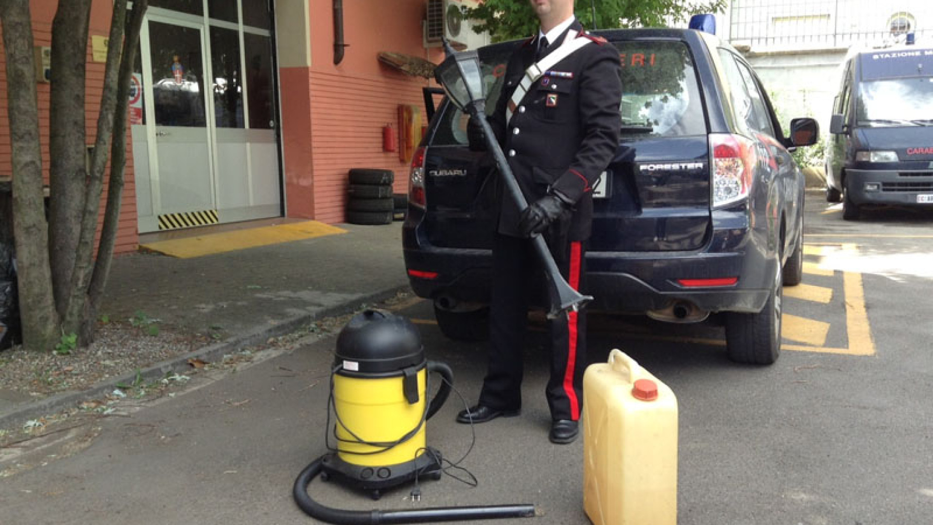 Tentato colpo in casa di un ristoratore di Pigazzano. Tre arresti